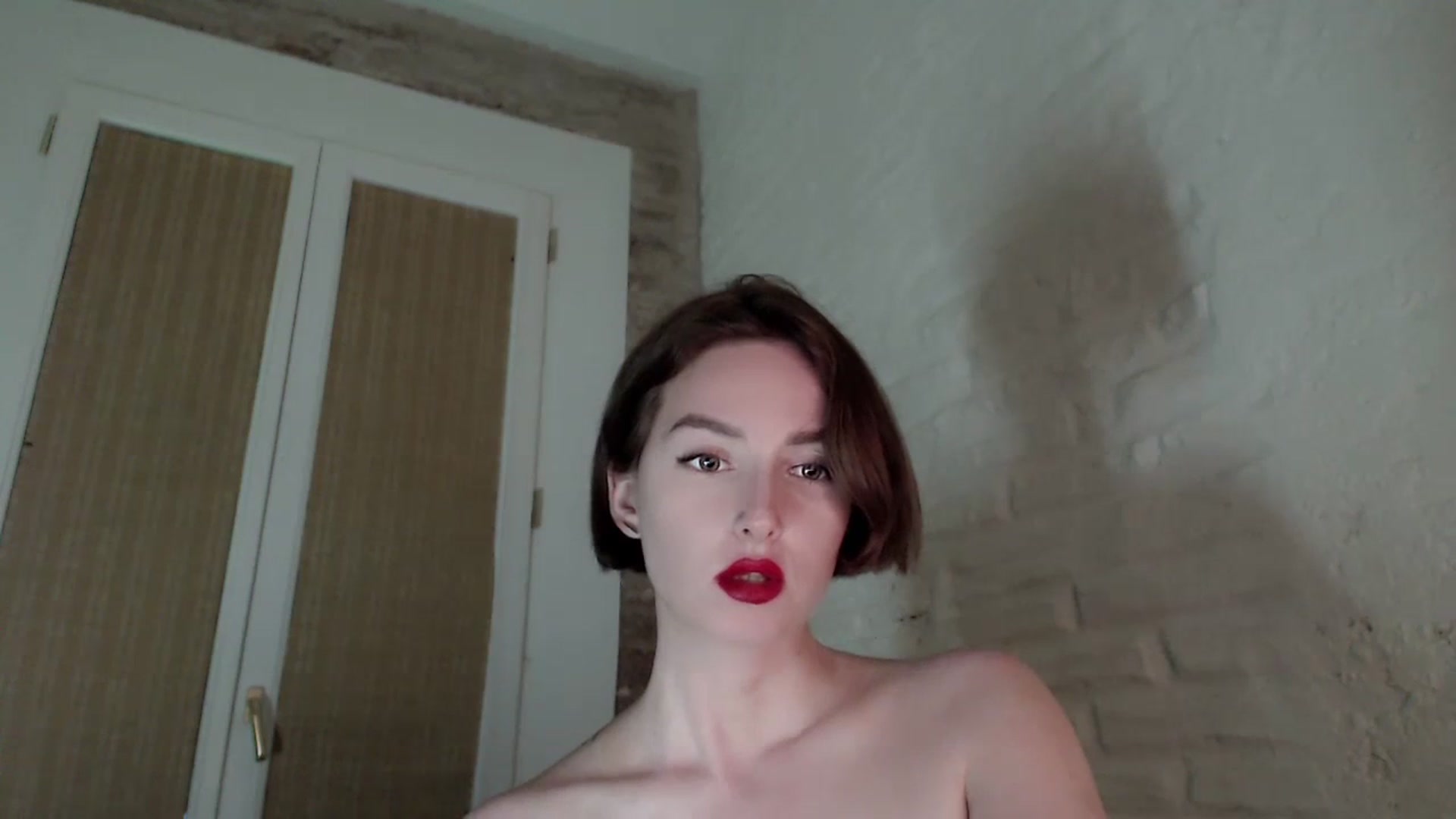 Gallery image thumbnail from Red_Lips_Girl's myfreecams stream on, 10/23/2023, 23:01 image 20 of 20