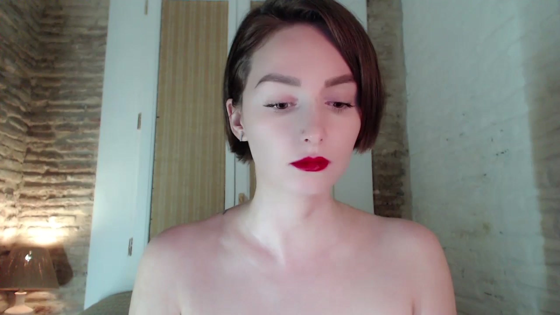 Gallery image thumbnail from Red_Lips_Girl's myfreecams stream on, 10/26/2023, 22:50 image 19 of 20