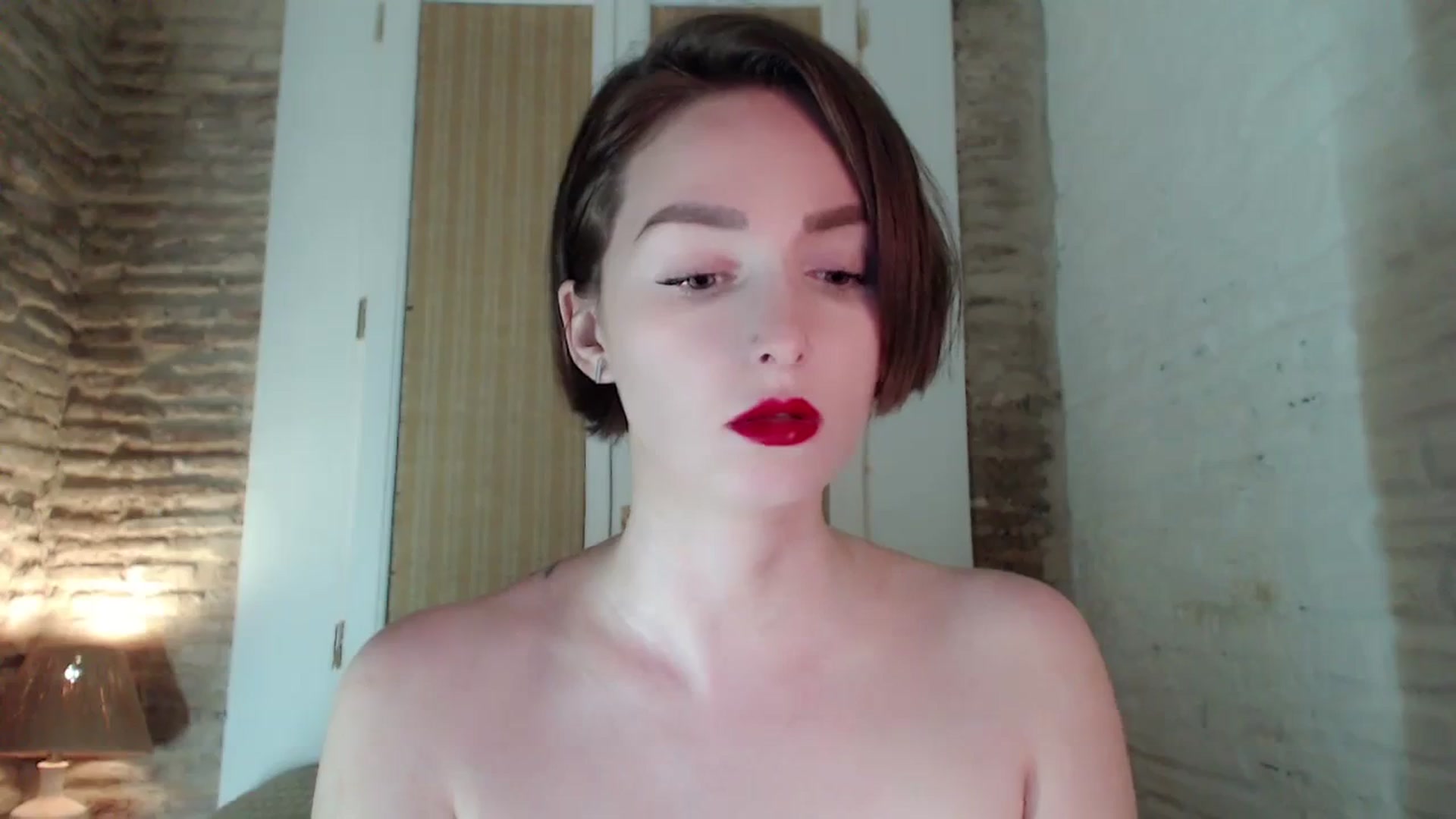 Gallery image thumbnail from Red_Lips_Girl's myfreecams stream on, 10/26/2023, 22:50 image 10 of 20
