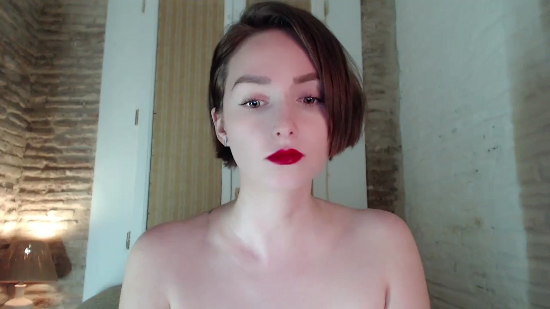 Gallery image thumbnail from Red_Lips_Girl's myfreecams stream on, 10/26/2023, 22:50 image 13 of 20