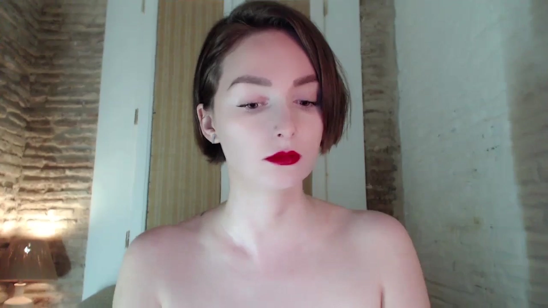 Gallery image thumbnail from Red_Lips_Girl's myfreecams stream on, 10/26/2023, 22:50 image 5 of 20