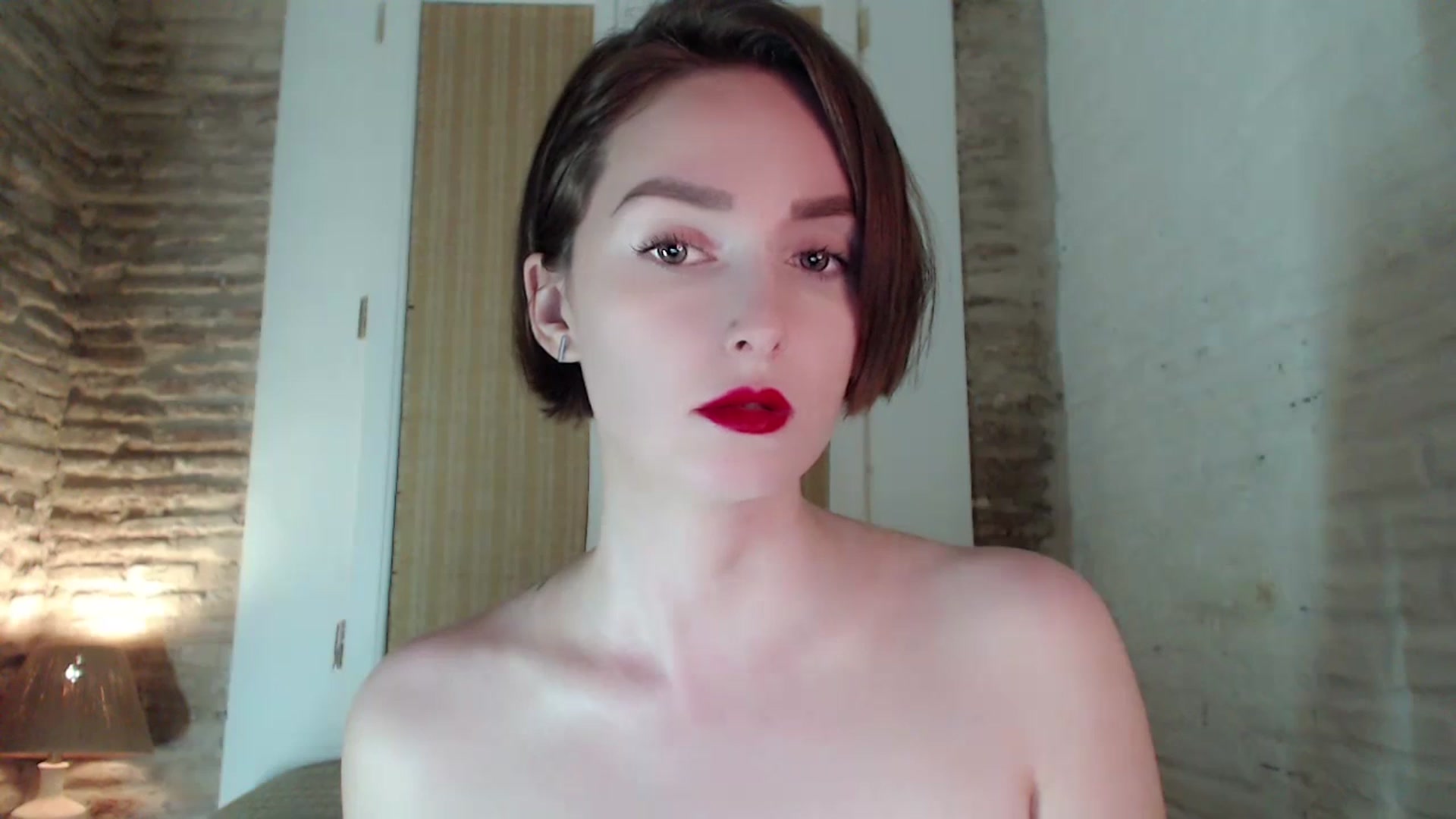 Gallery image thumbnail from Red_Lips_Girl's myfreecams stream on, 10/26/2023, 22:50 image 9 of 20