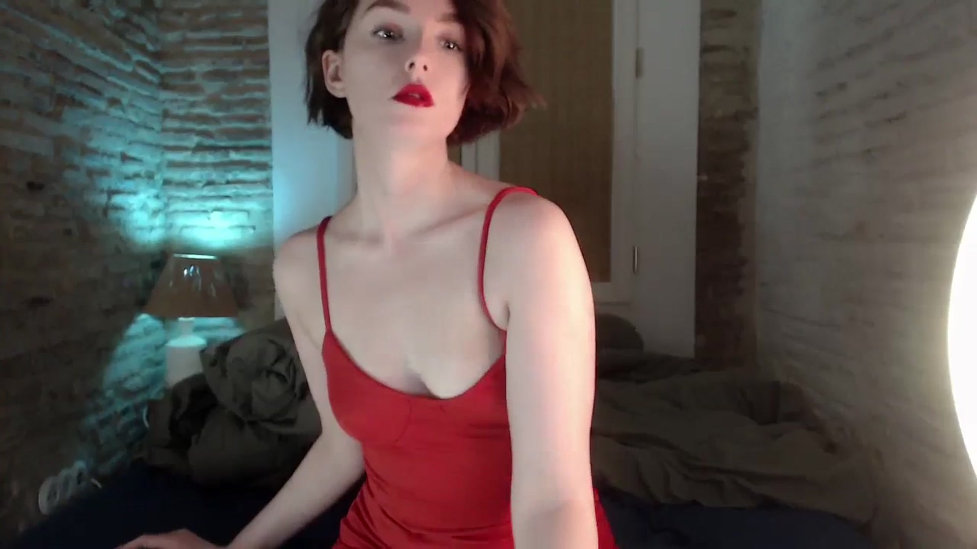 Gallery image thumbnail from Red_Lips_Girl's myfreecams stream on, 11/07/2023, 20:52 image 3 of 20