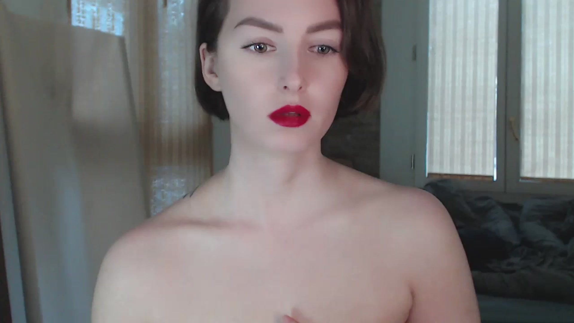 Gallery image thumbnail from Red_Lips_Girl's myfreecams stream on, 11/23/2023, 16:30 image 18 of 20