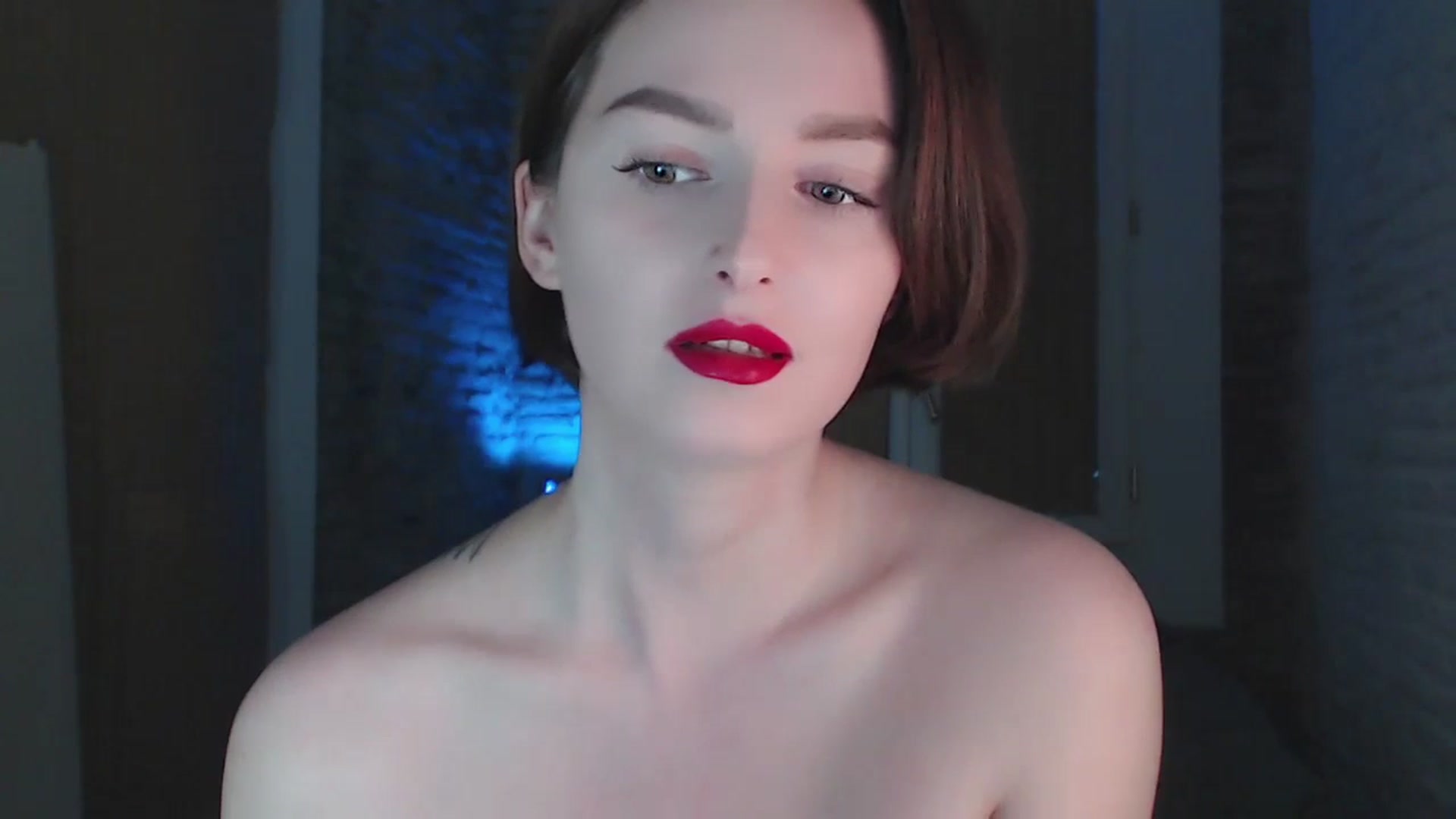 Gallery image thumbnail from Red_Lips_Girl's myfreecams stream on, 11/25/2023, 20:02 image 20 of 20