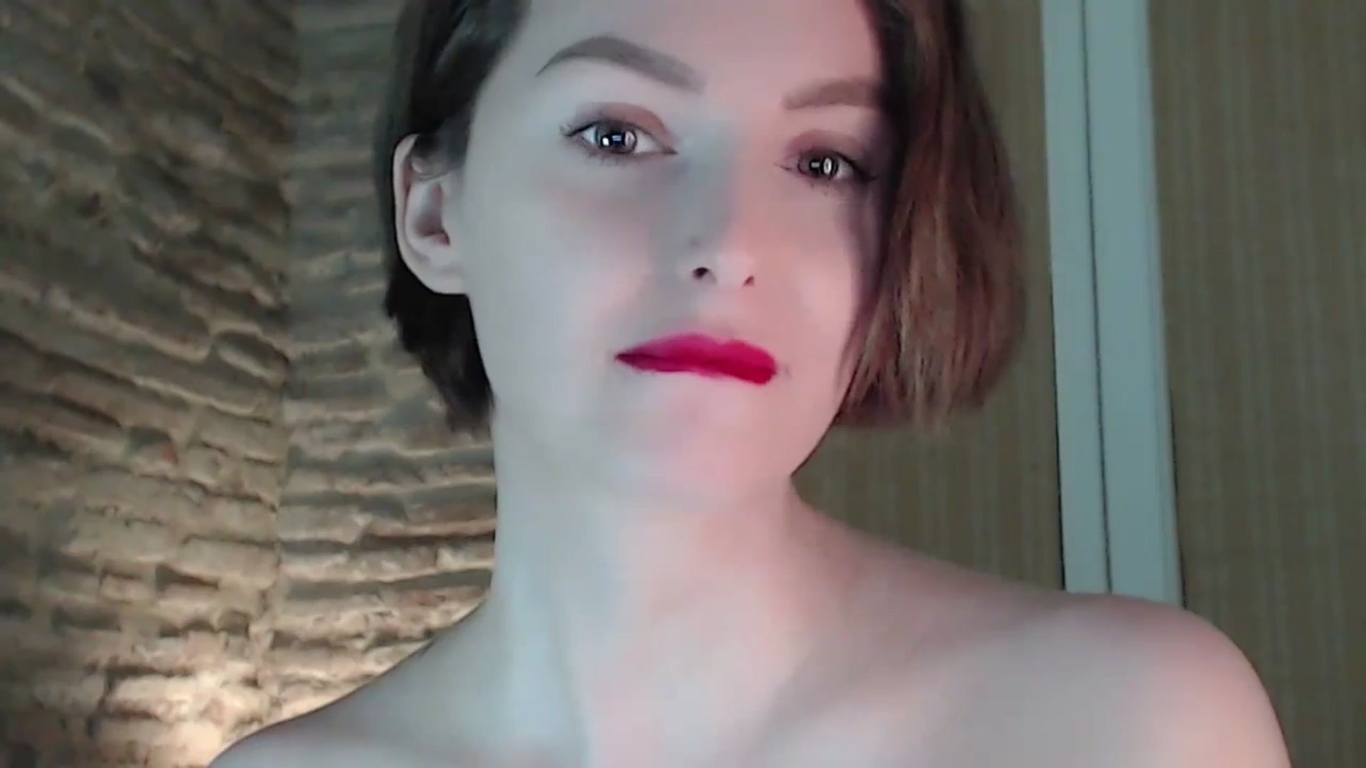 Gallery image thumbnail from Red_Lips_Girl's myfreecams stream on, 12/01/2023, 01:24 image 5 of 20