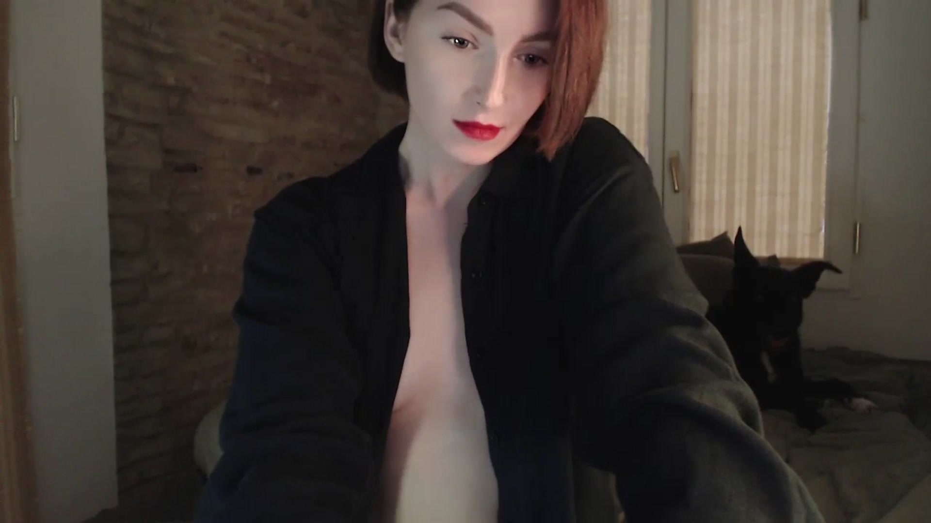 Gallery image thumbnail from Red_Lips_Girl's myfreecams stream on, 12/12/2023, 17:13 image 6 of 20