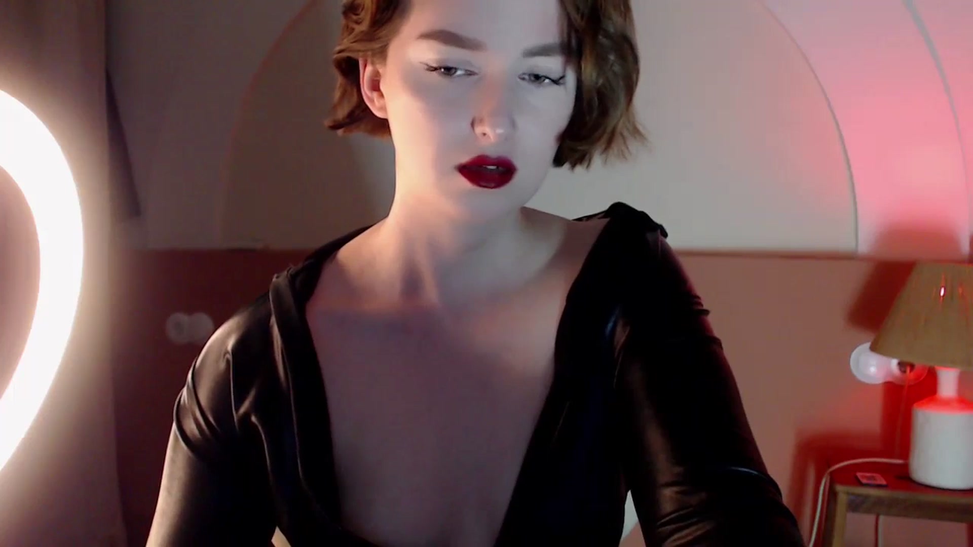 Gallery image thumbnail from Red_Lips_Girl's myfreecams stream on, 01/13/2024, 20:53 image 14 of 20