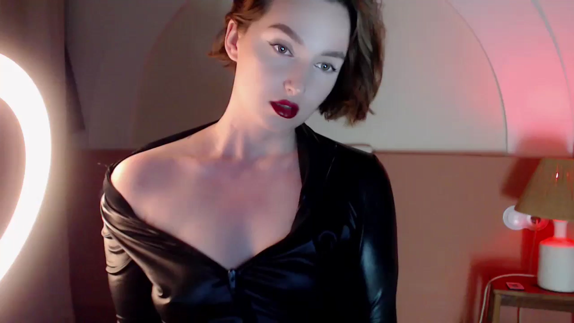 Gallery image thumbnail from Red_Lips_Girl's myfreecams stream on, 01/13/2024, 20:53 image 1 of 20