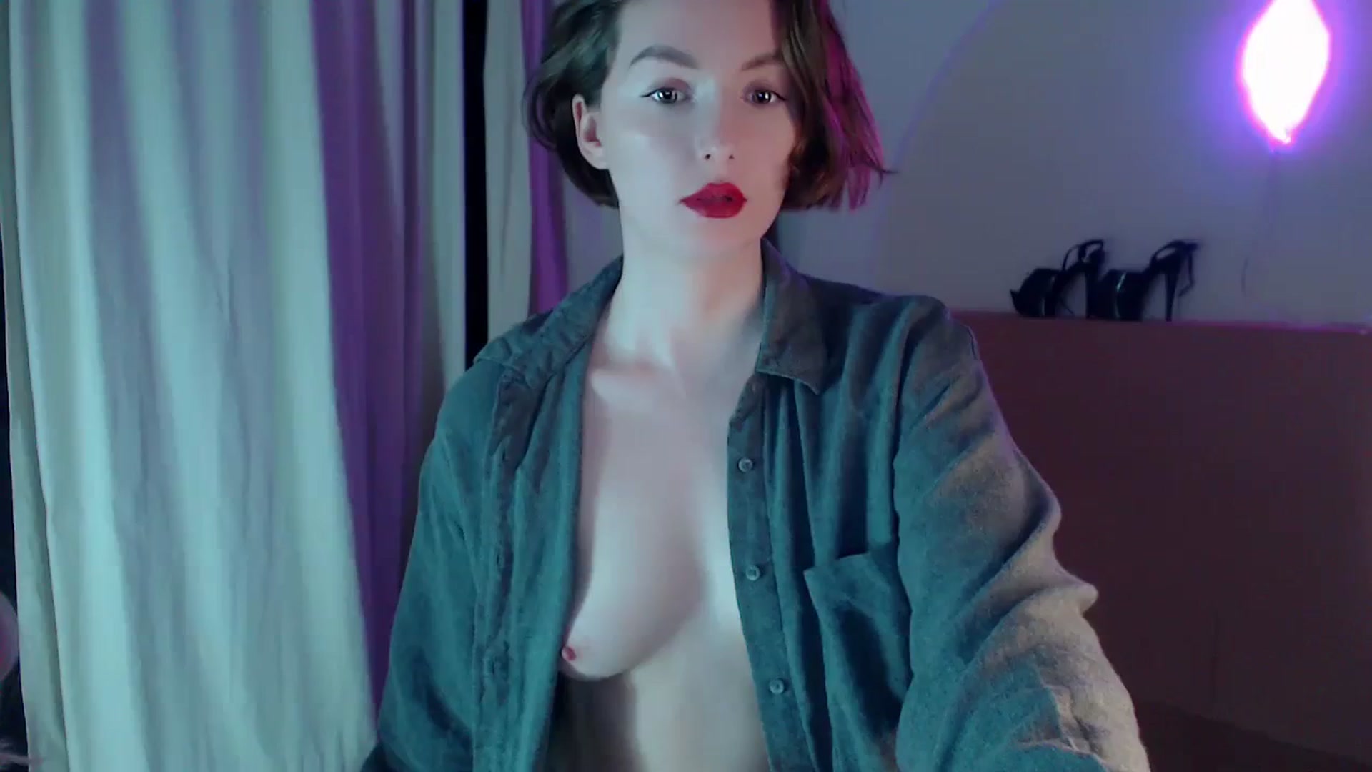Gallery image thumbnail from Red_Lips_Girl's myfreecams stream on, 01/31/2024, 03:18 image 12 of 20