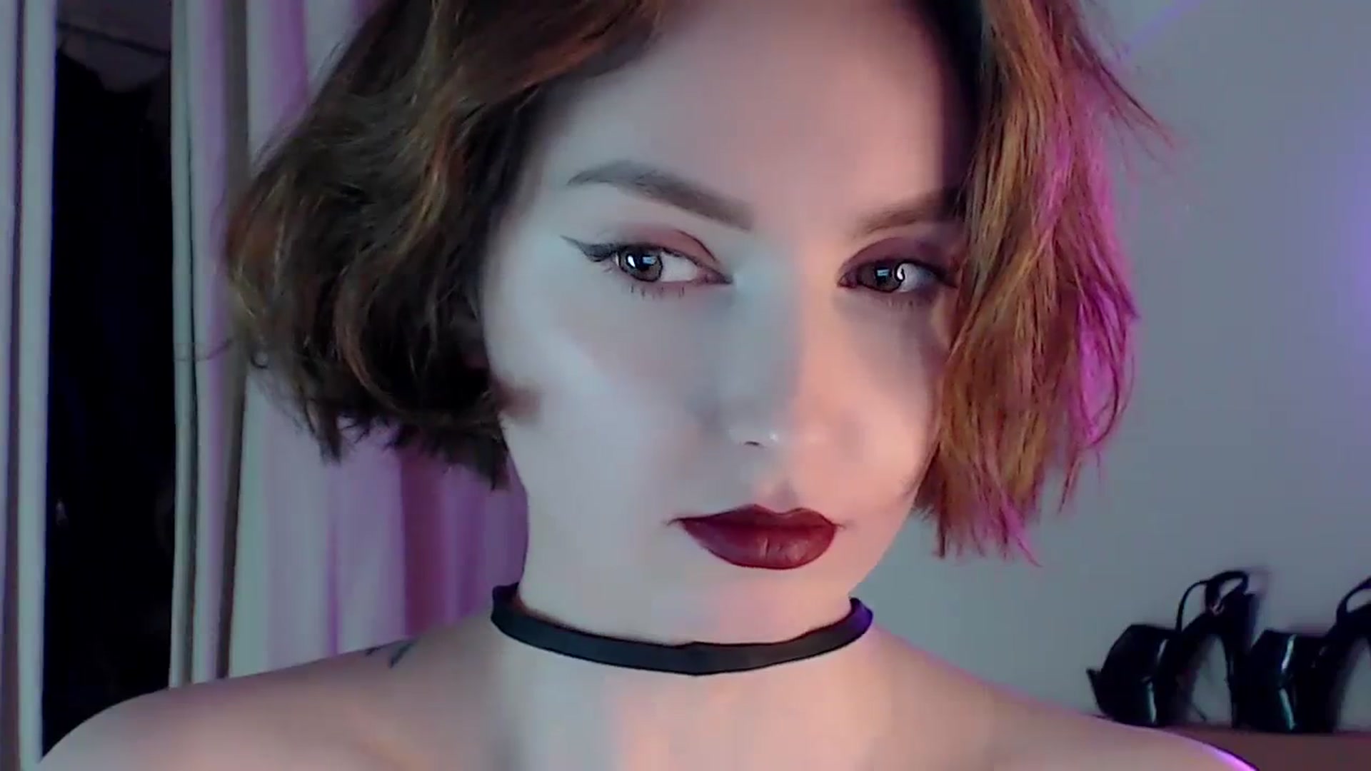 Gallery image thumbnail from Red_Lips_Girl's myfreecams stream on, 02/14/2024, 01:52 image 4 of 20