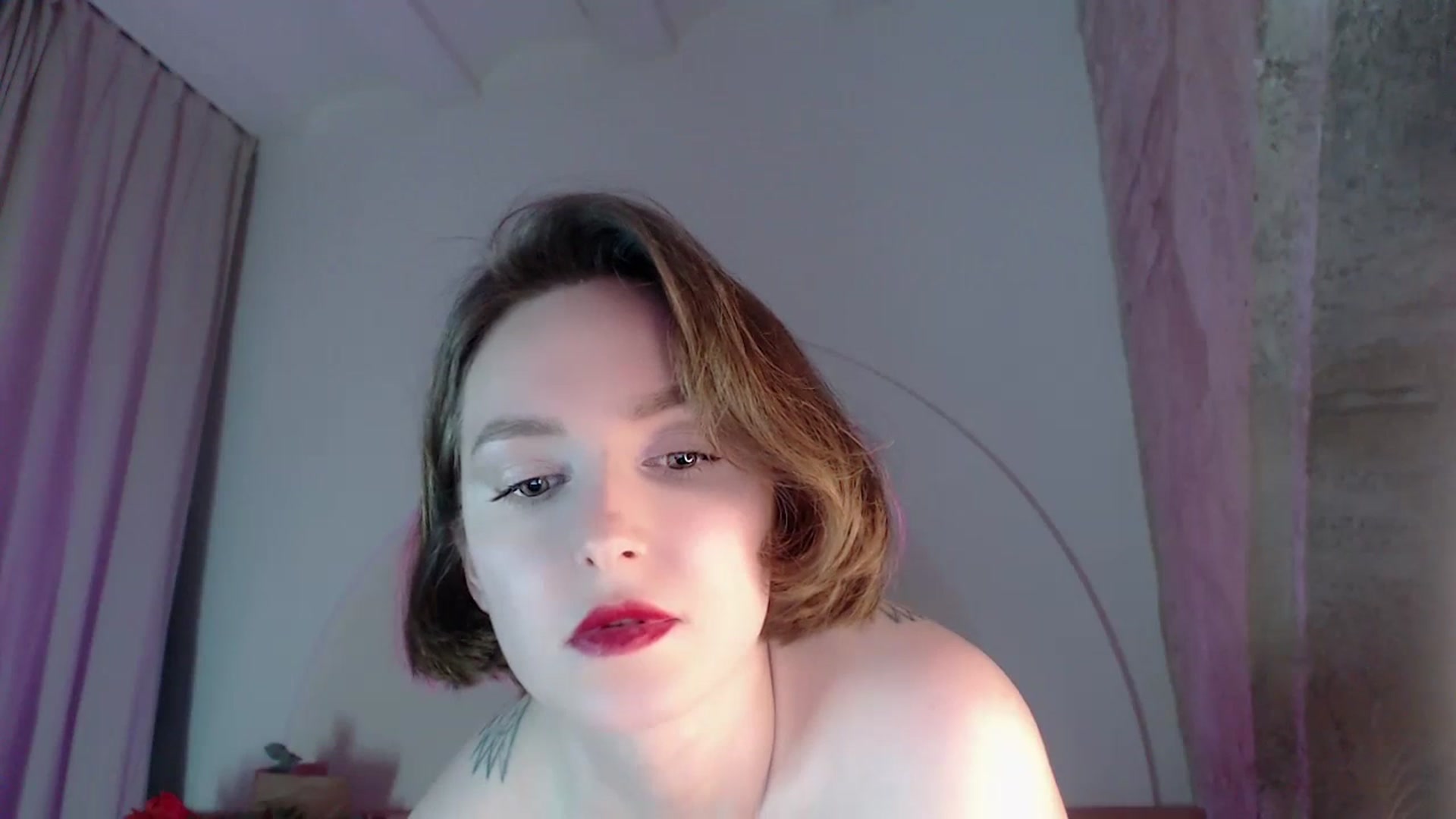 Gallery image thumbnail from Red_Lips_Girl's myfreecams stream on, 02/22/2024, 03:05 image 2 of 20