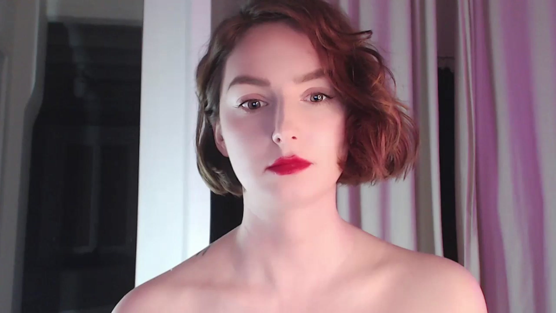 Gallery image thumbnail from Red_Lips_Girl's myfreecams stream on, 03/11/2024, 02:01 image 7 of 20