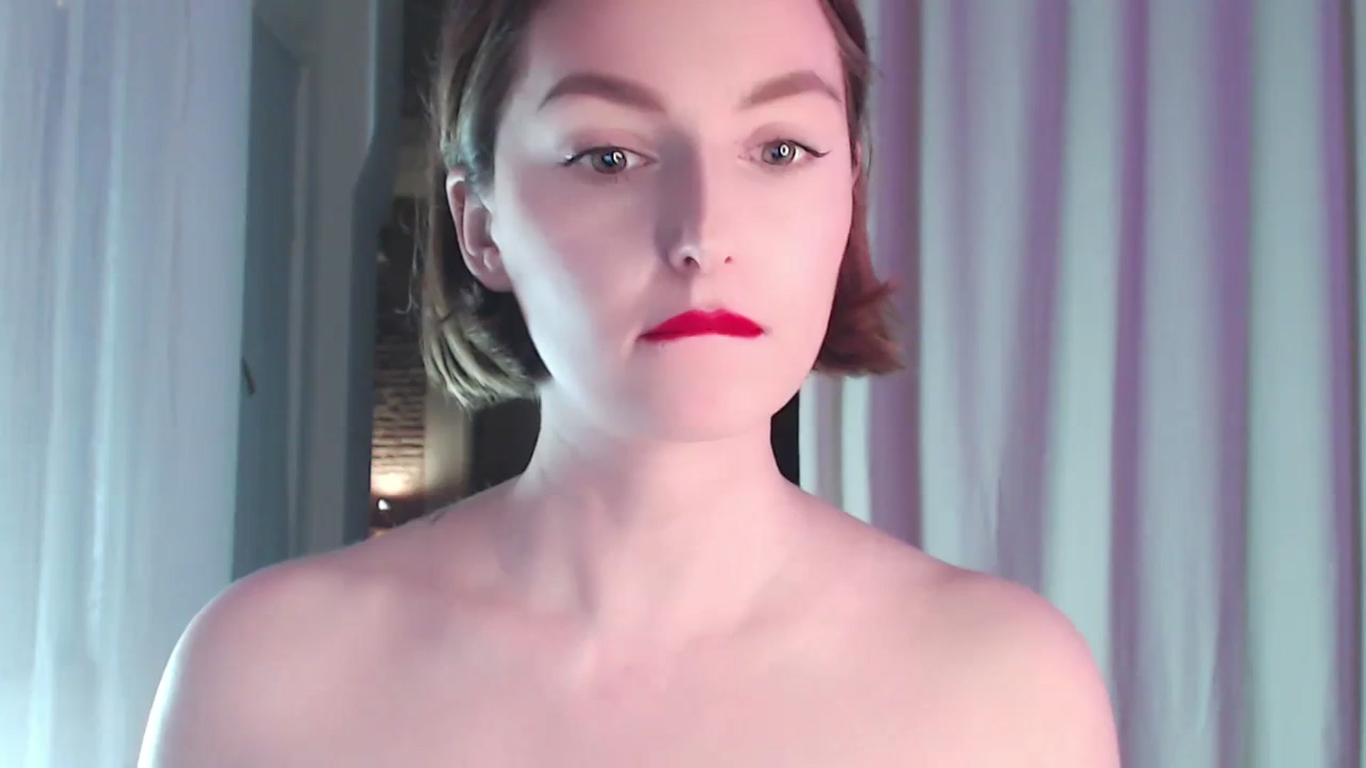 Gallery image thumbnail from Red_Lips_Girl's myfreecams stream on, 03/16/2024, 24:54 image 10 of 20