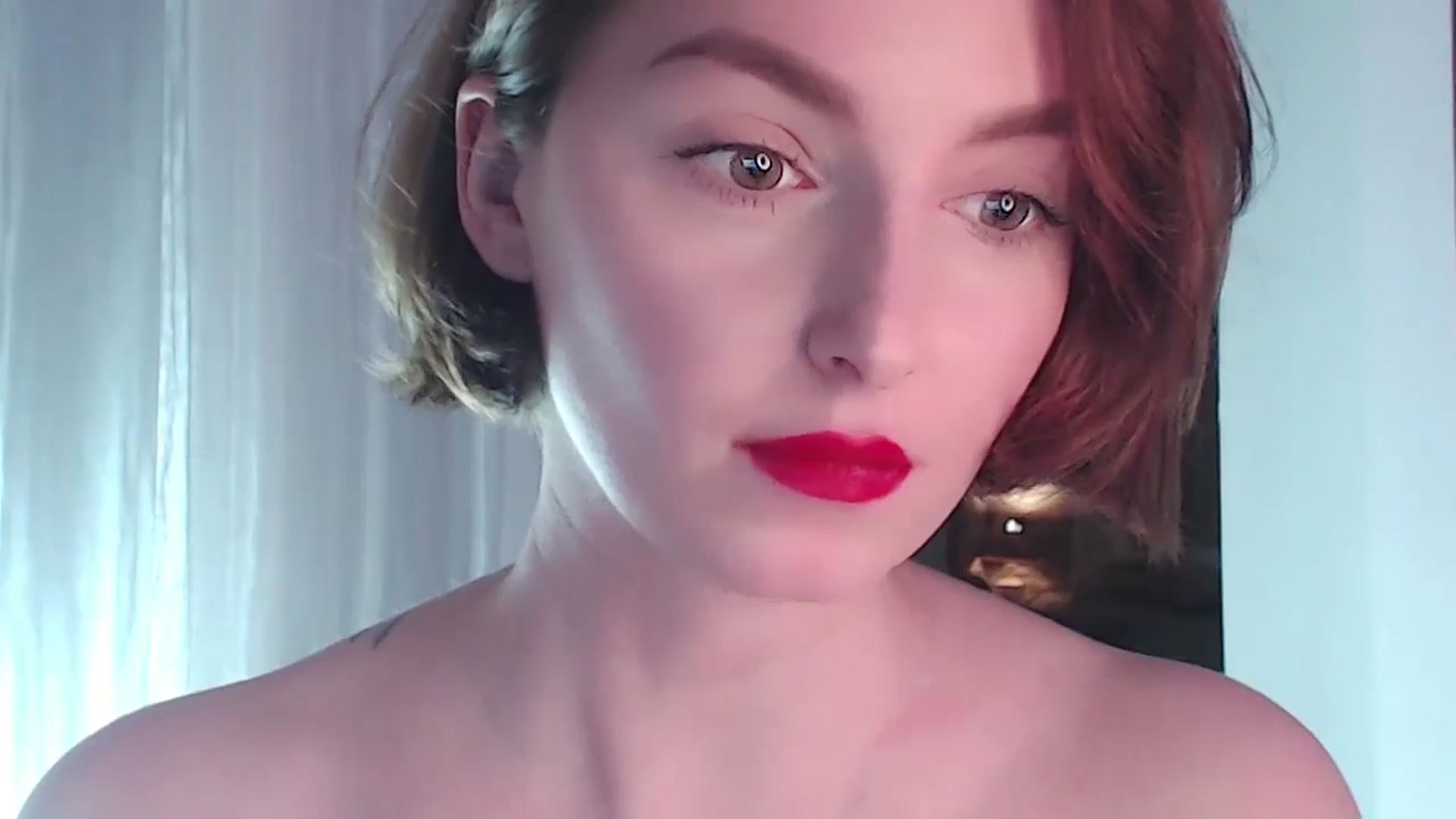 Gallery image thumbnail from Red_Lips_Girl's myfreecams stream on, 03/16/2024, 03:39 image 16 of 20