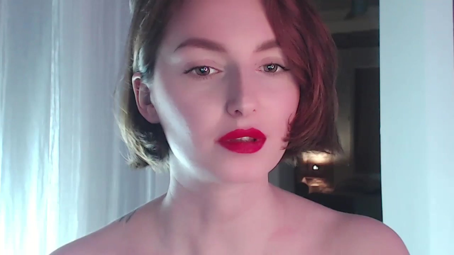 Gallery image thumbnail from Red_Lips_Girl's myfreecams stream on, 03/16/2024, 03:39 image 14 of 20