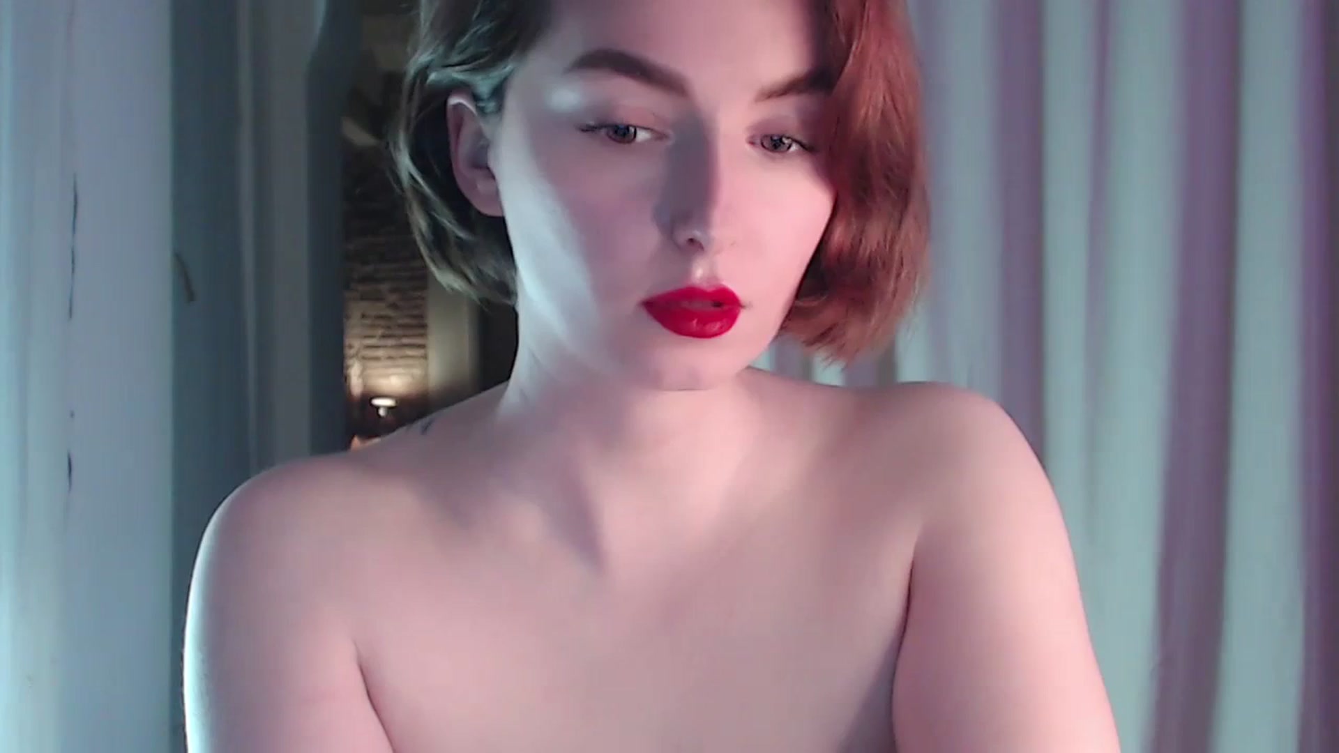 Gallery image thumbnail from Red_Lips_Girl's myfreecams stream on, 03/19/2024, 01:01 image 15 of 20