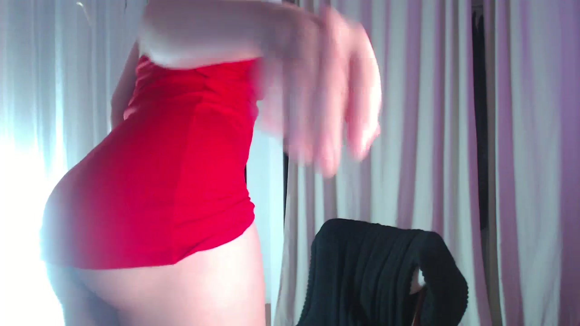 Gallery image thumbnail from Red_Lips_Girl's myfreecams stream on, 03/19/2024, 01:01 image 3 of 20
