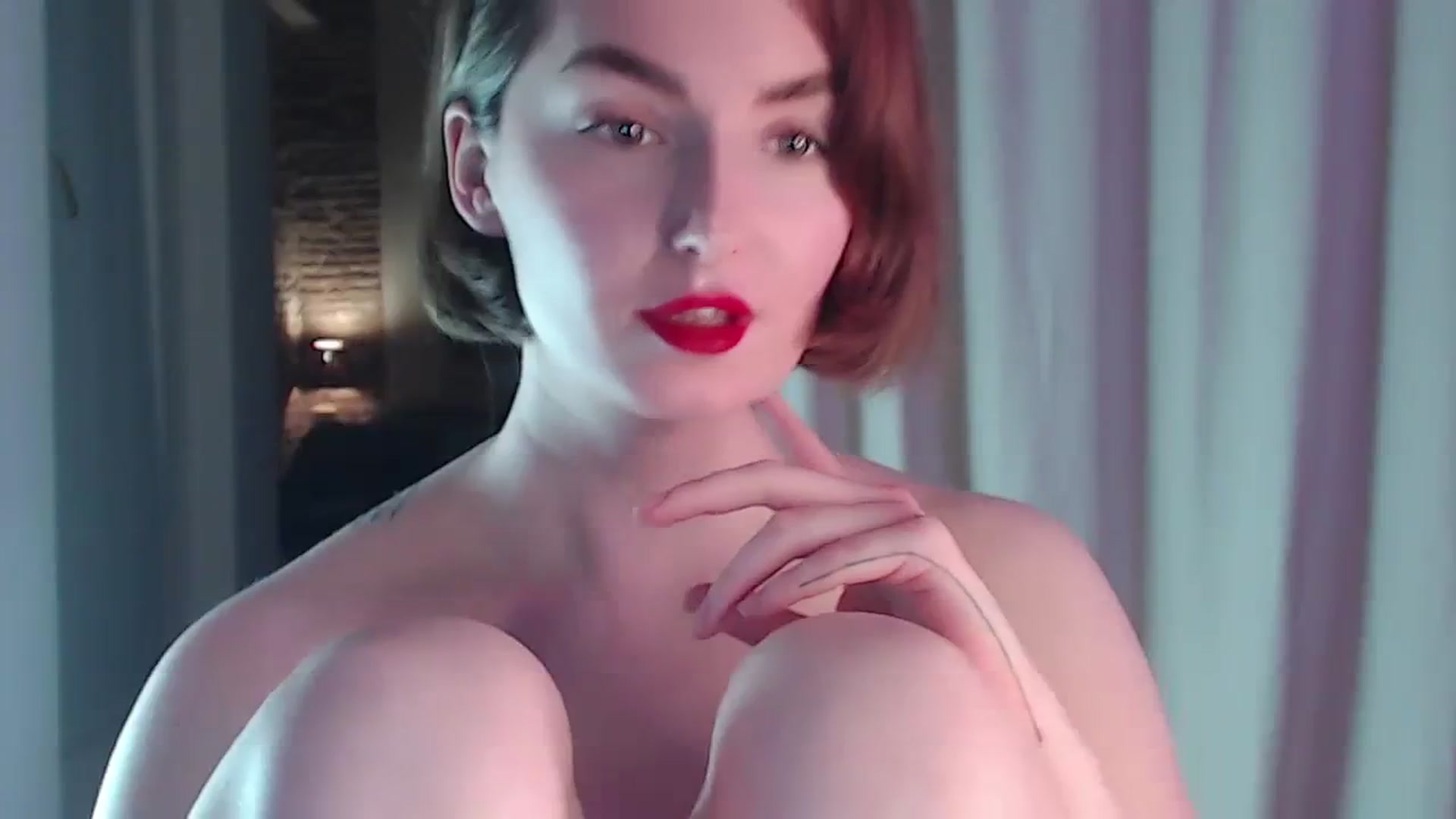 Gallery image thumbnail from Red_Lips_Girl's myfreecams stream on, 03/19/2024, 01:08 image 9 of 20
