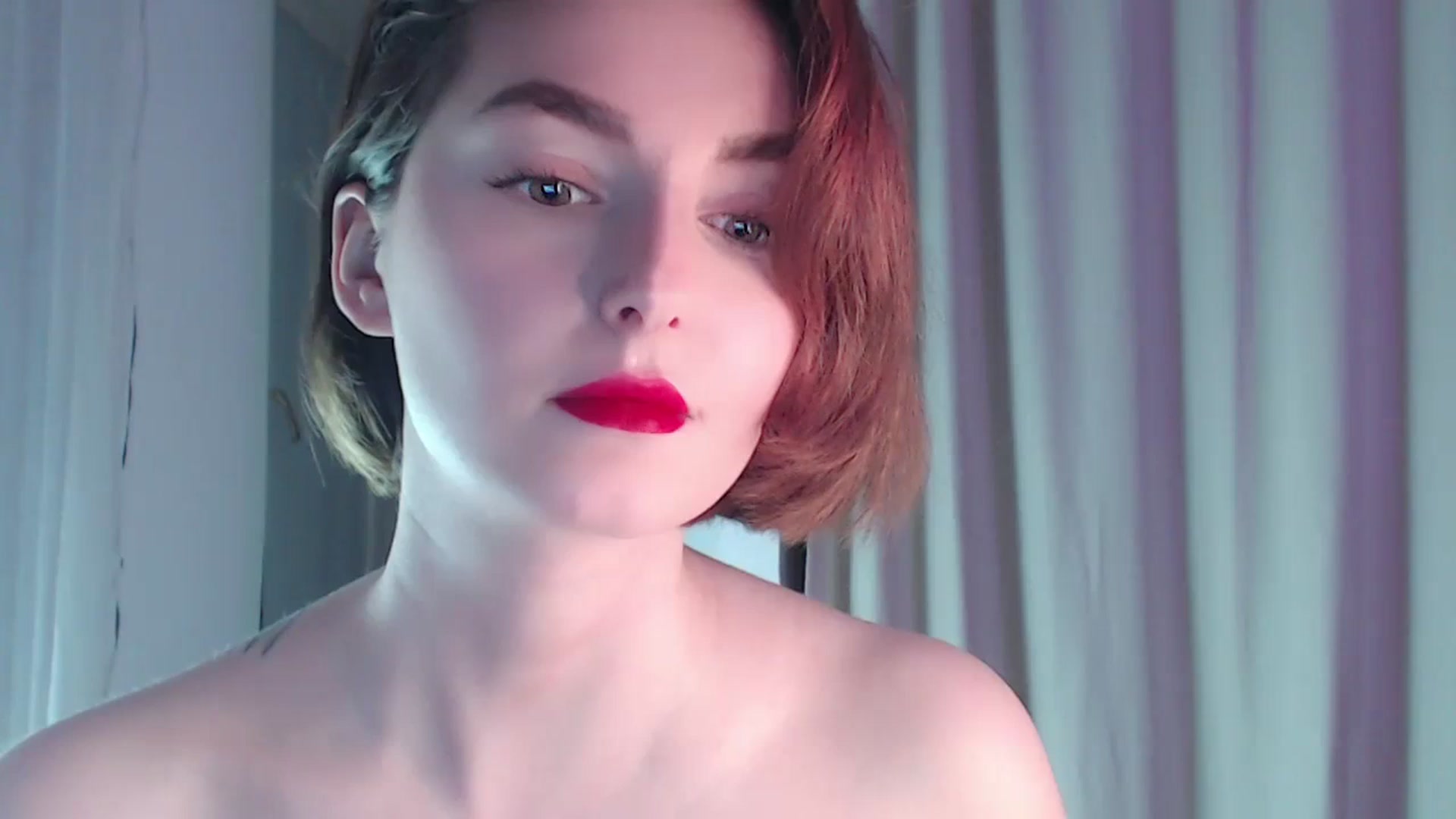 Gallery image thumbnail from Red_Lips_Girl's myfreecams stream on, 03/19/2024, 01:08 image 1 of 20