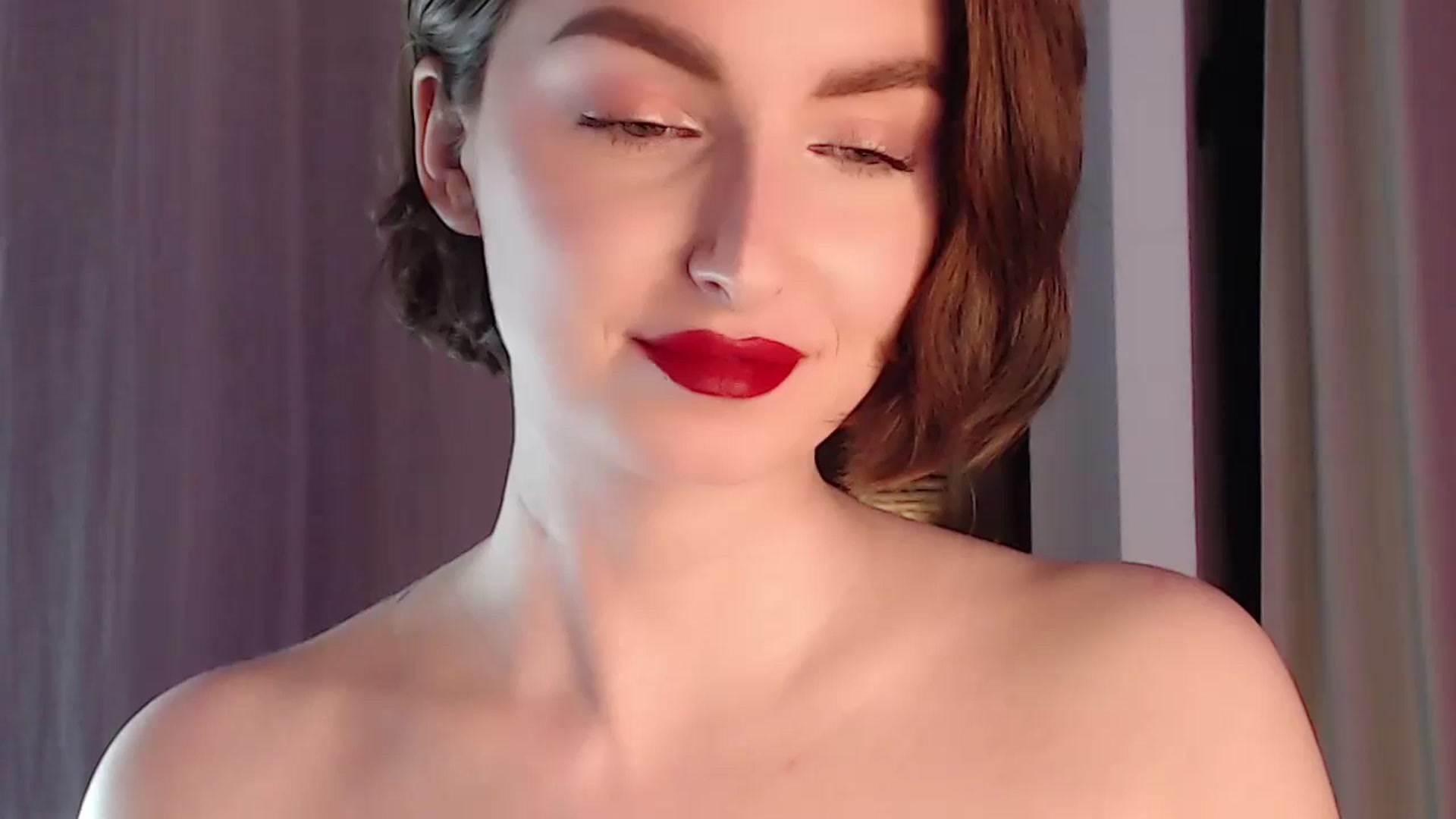 Gallery image thumbnail from Red_Lips_Girl's myfreecams stream on, 04/01/2024, 24:01 image 17 of 20