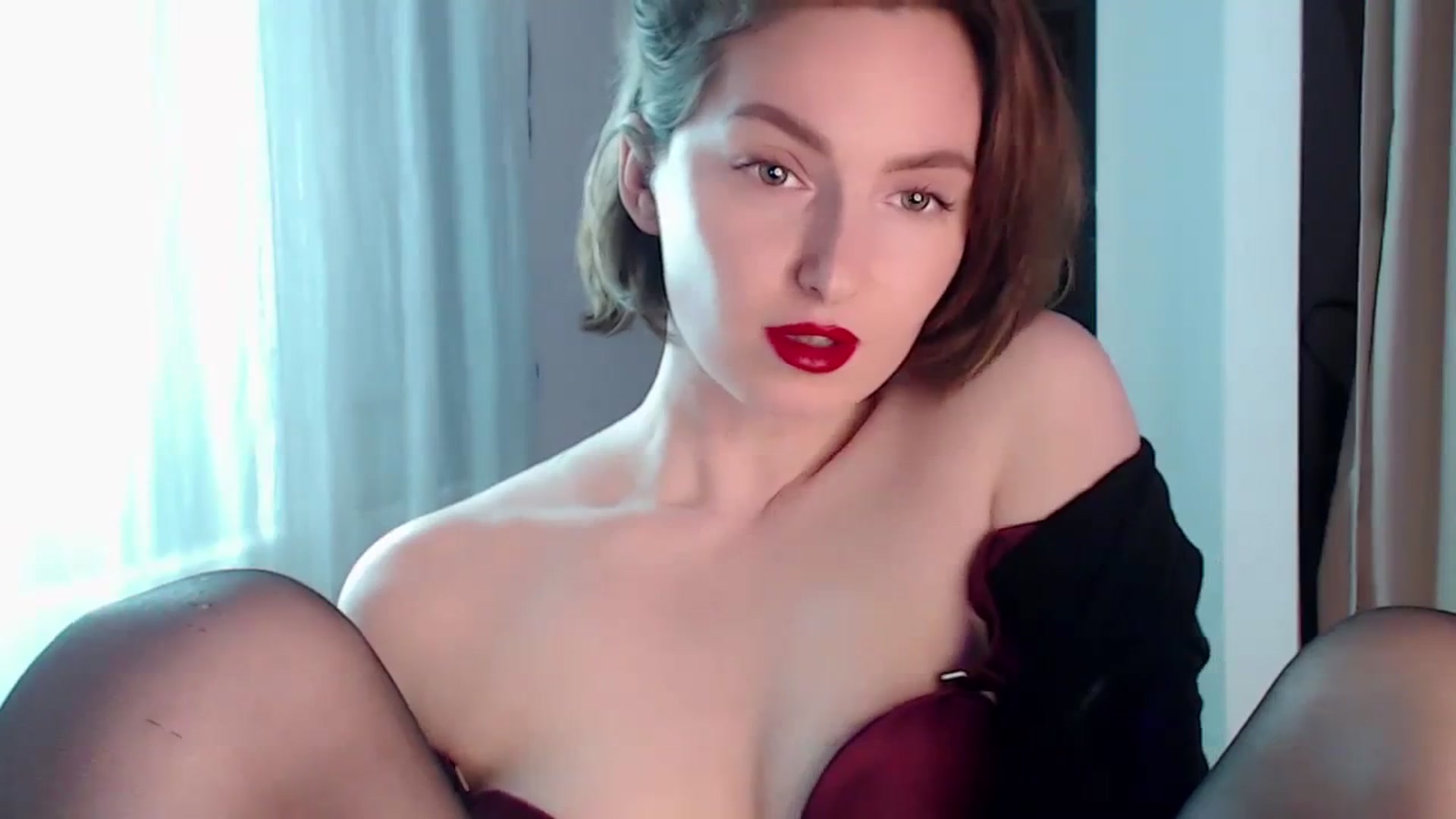 Gallery image thumbnail from Red_Lips_Girl's myfreecams stream on, 04/09/2024, 21:05 image 12 of 20