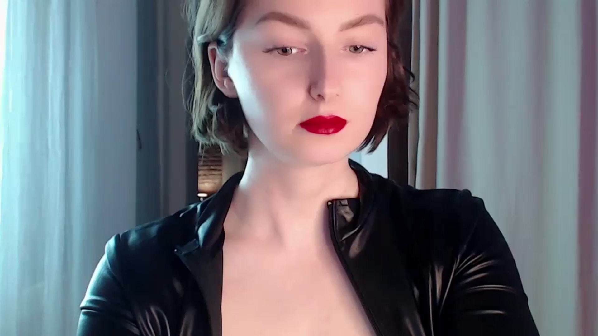 Gallery image thumbnail from Red_Lips_Girl's myfreecams stream on, 04/09/2024, 21:05 image 1 of 20