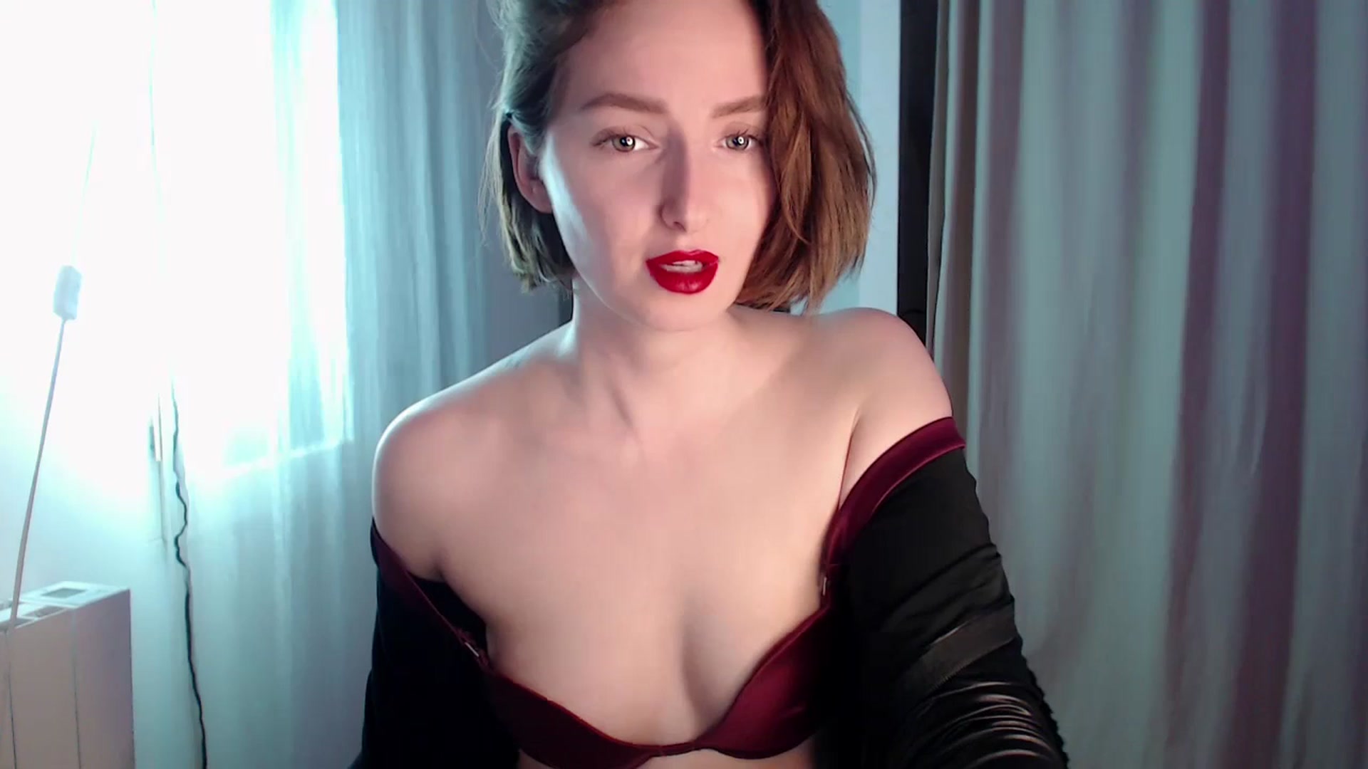 Gallery image thumbnail from Red_Lips_Girl's myfreecams stream on, 04/09/2024, 21:05 image 9 of 20