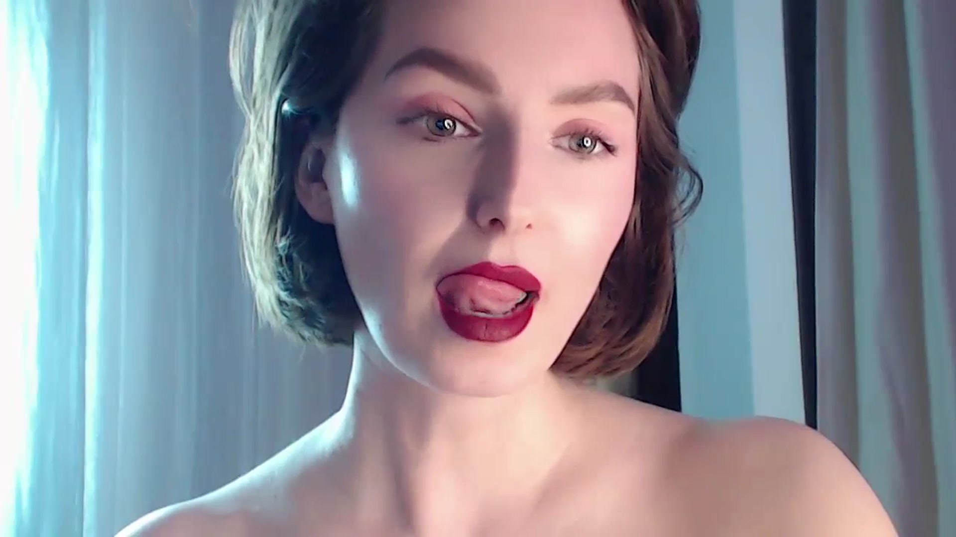 Gallery image thumbnail from Red_Lips_Girl's myfreecams stream on, 04/14/2024, 23:48 image 14 of 20