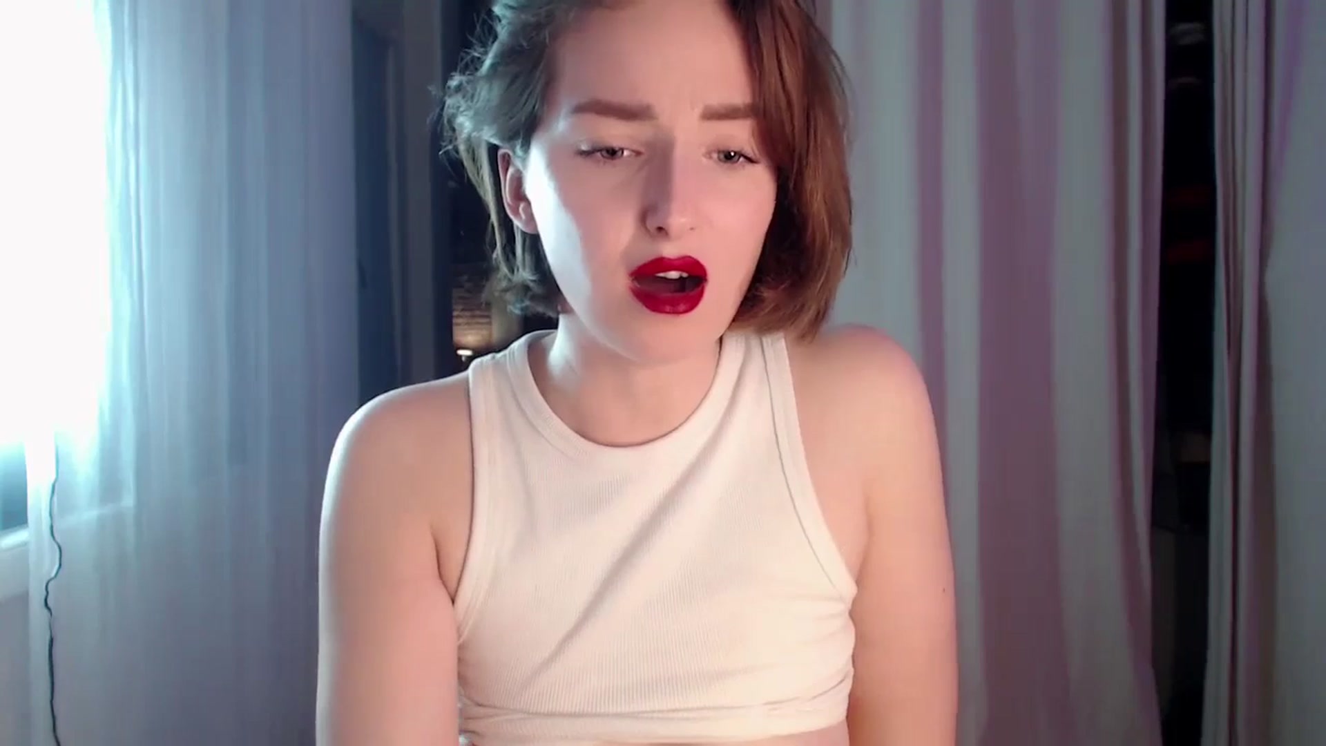 Gallery image thumbnail from Red_Lips_Girl's myfreecams stream on, 04/16/2024, 01:13 image 14 of 20