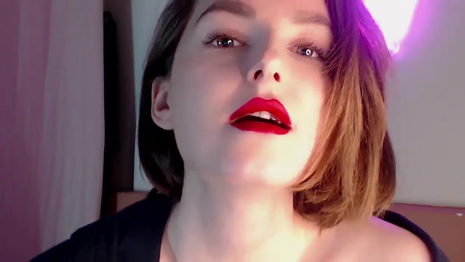 Gallery image thumbnail from Red_Lips_Girl's myfreecams stream on, 04/28/2024, 23:43 image 5 of 20
