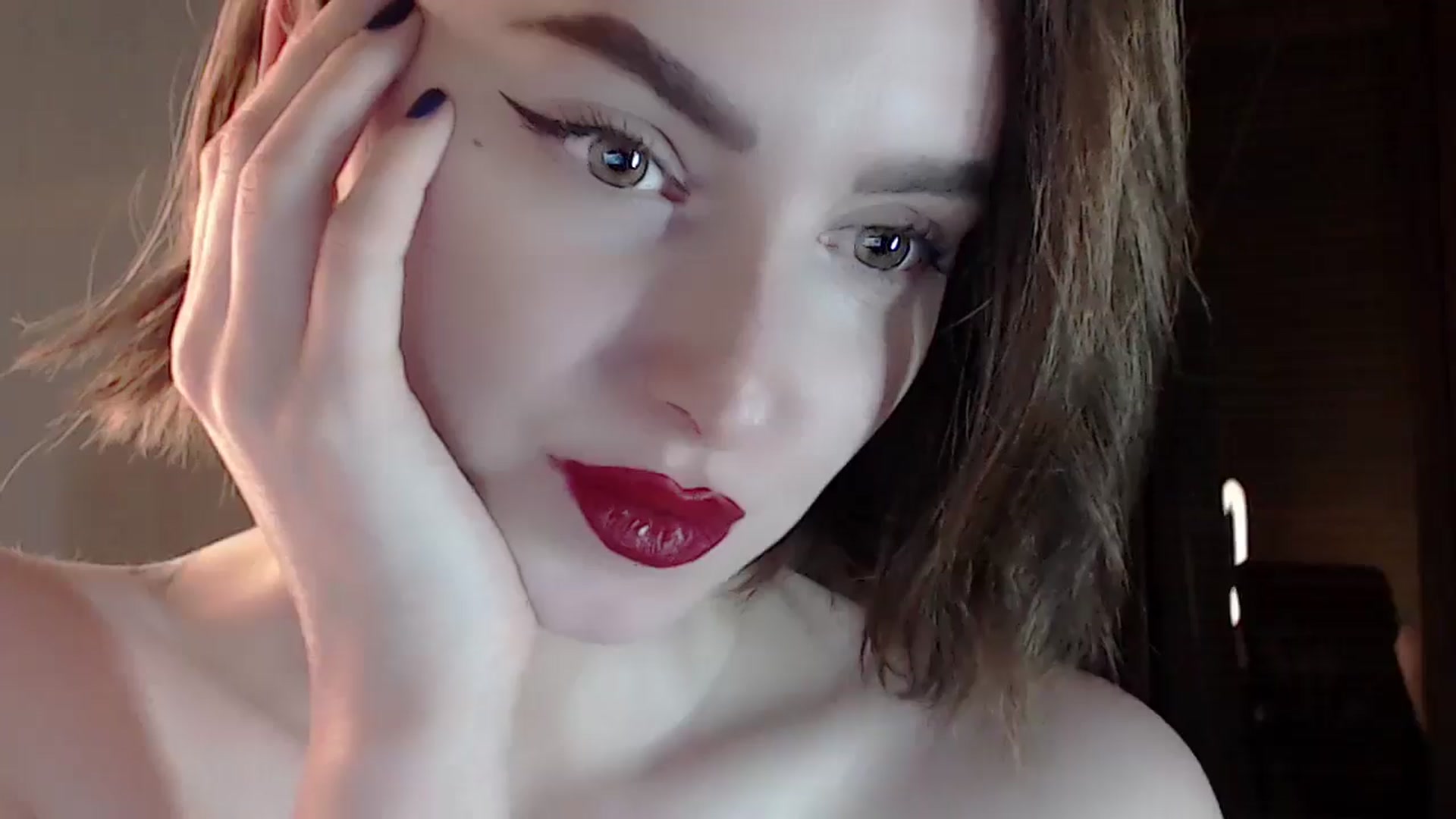 Gallery image thumbnail from Red_Lips_Girl's myfreecams stream on, 05/13/2024, 21:03 image 11 of 20