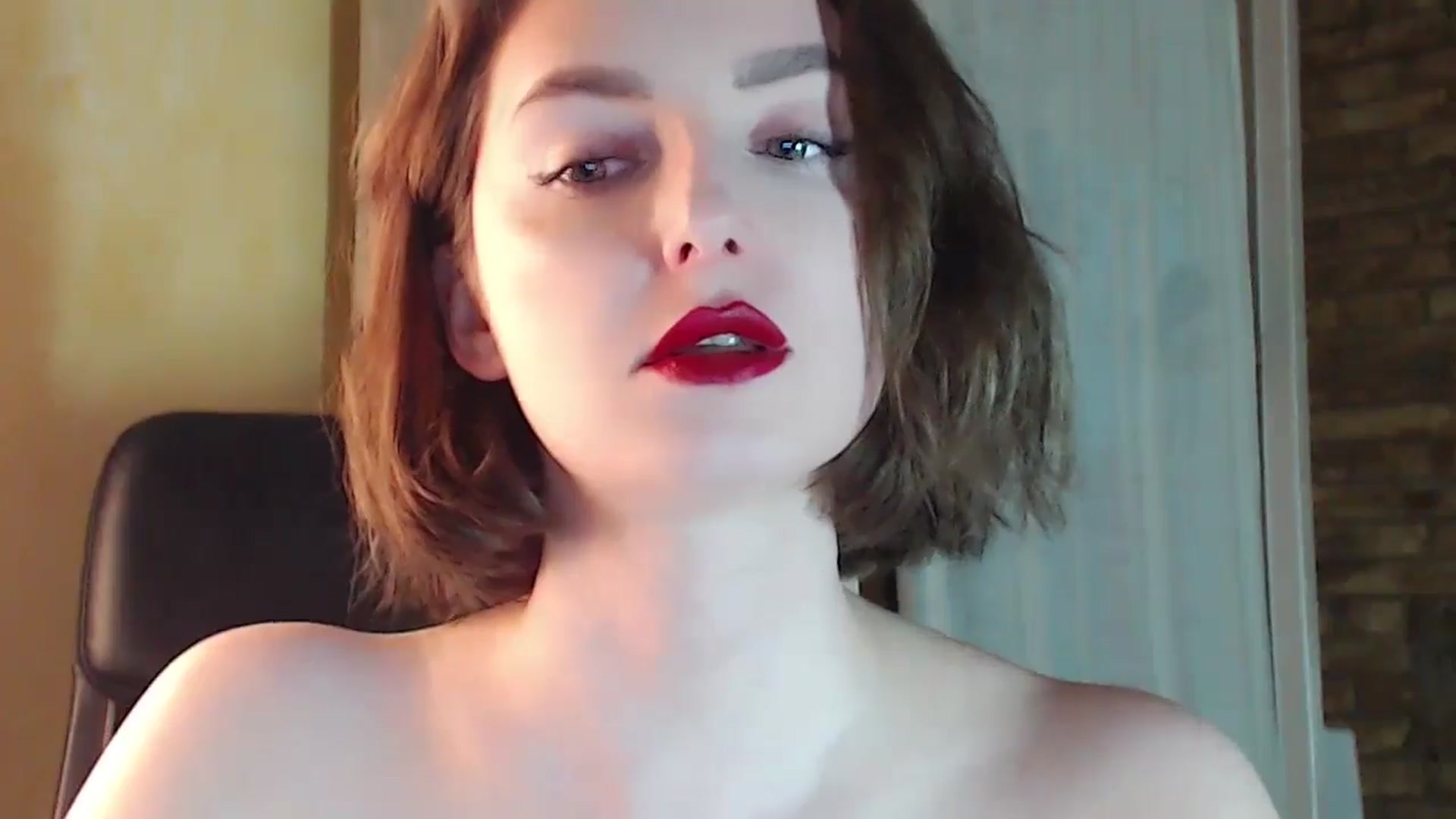 Gallery image thumbnail from Red_Lips_Girl's myfreecams stream on, 05/14/2024, 20:51 image 20 of 20