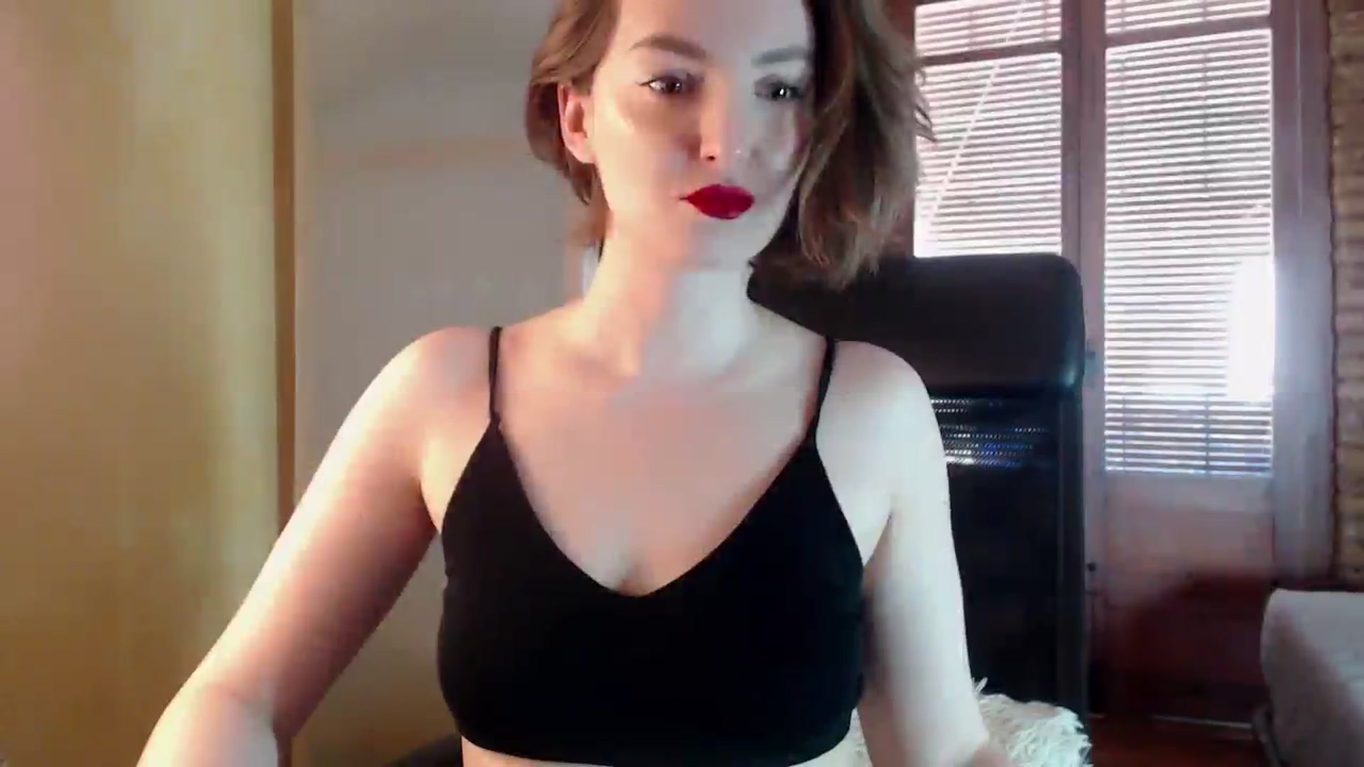 Gallery image thumbnail from Red_Lips_Girl's myfreecams stream on, 05/15/2024, 14:00 image 8 of 20