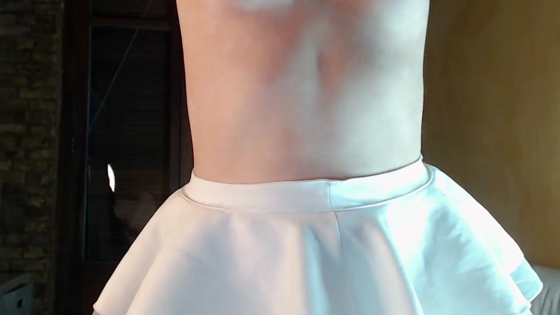 Gallery image thumbnail from Red_Lips_Girl's myfreecams stream on, 05/15/2024, 23:28 image 9 of 20