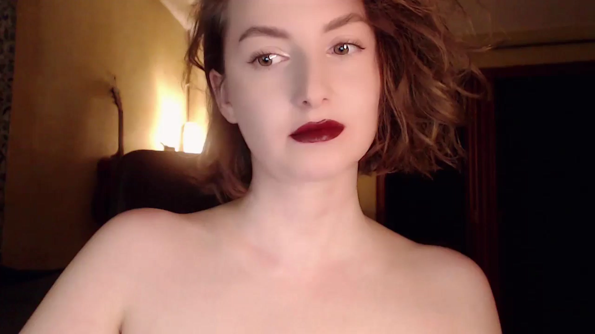 Gallery image thumbnail from Red_Lips_Girl's myfreecams stream on, 05/29/2024, 21:29 image 15 of 20