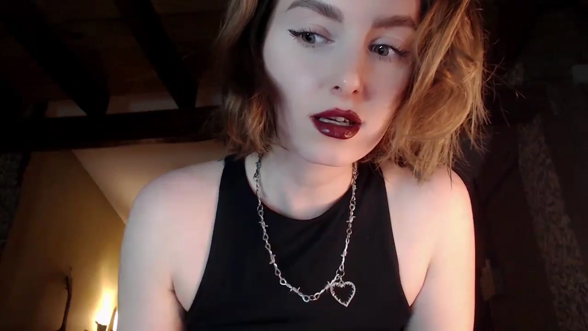 Gallery image thumbnail from Red_Lips_Girl's myfreecams stream on, 05/30/2024, 22:24 image 8 of 20