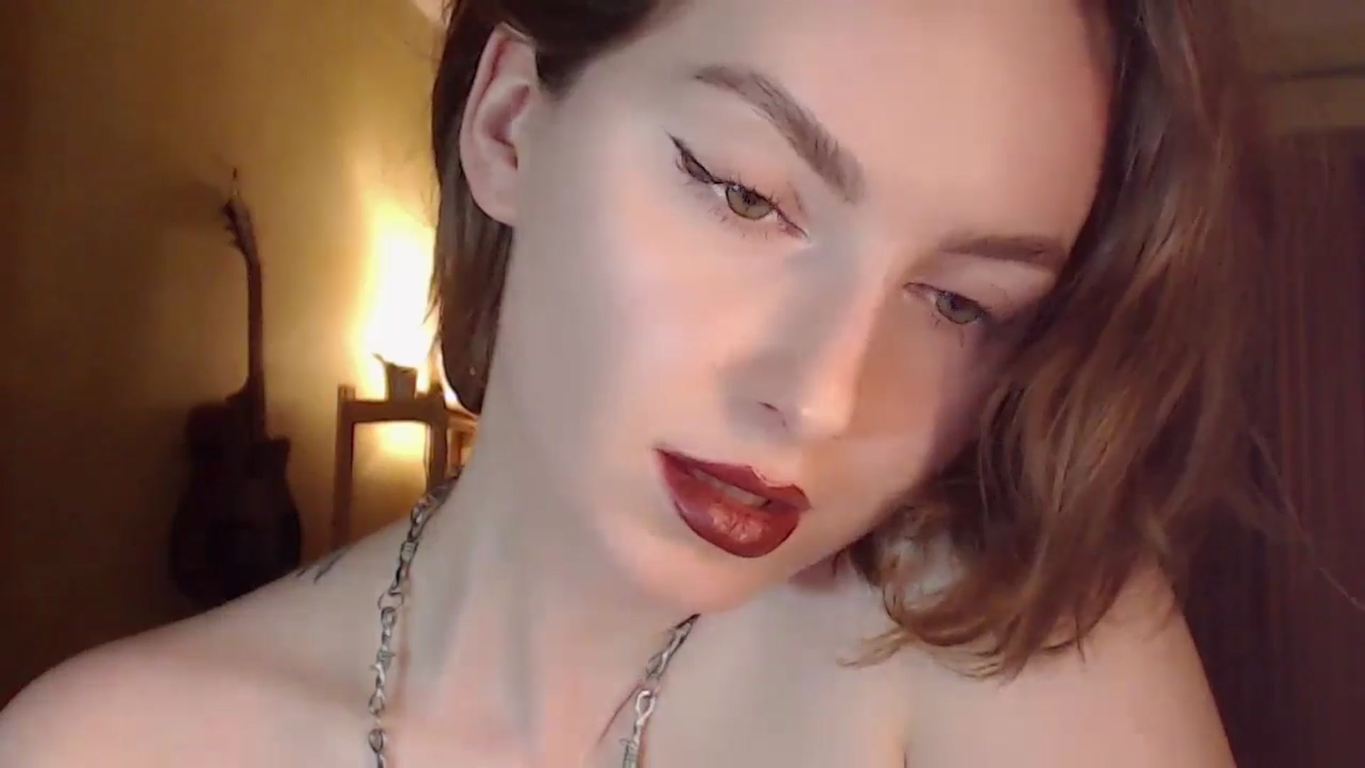 Gallery image thumbnail from Red_Lips_Girl's myfreecams stream on, 05/30/2024, 23:17 image 7 of 20