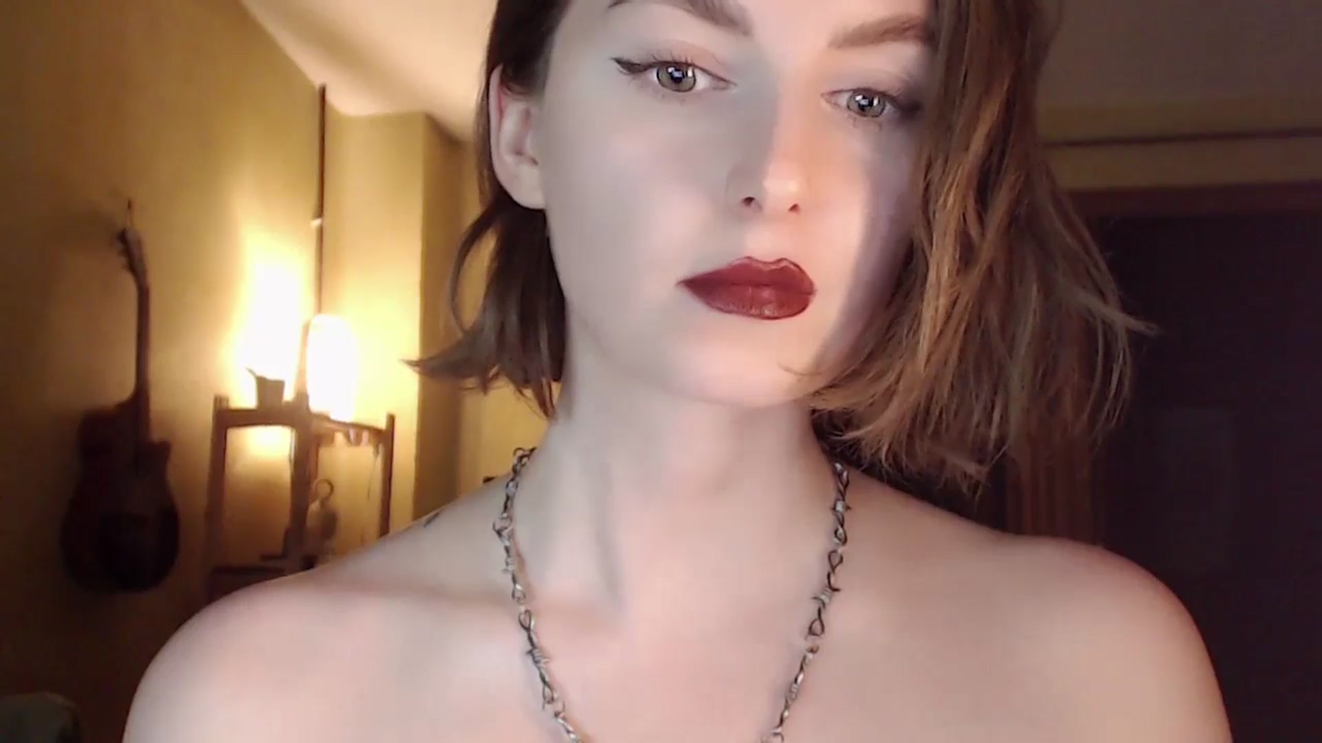 Gallery image thumbnail from Red_Lips_Girl's myfreecams stream on, 05/30/2024, 23:17 image 13 of 20
