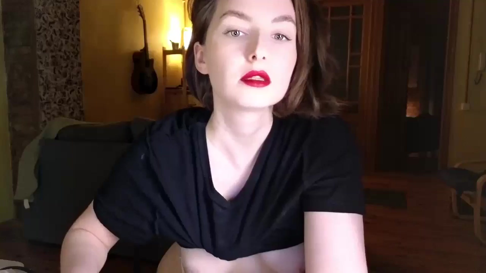 Gallery image thumbnail from Red_Lips_Girl's myfreecams stream on, 06/12/2024, 23:32 image 8 of 20