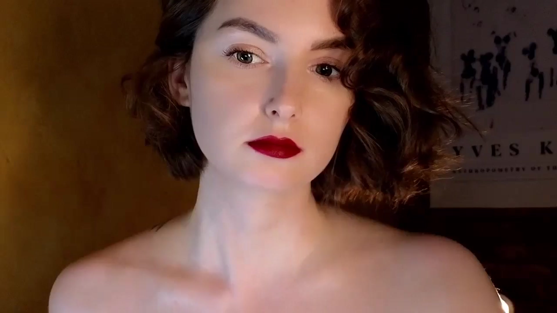 Gallery image thumbnail from Red_Lips_Girl's myfreecams stream on, 06/25/2024, 02:05 image 1 of 20