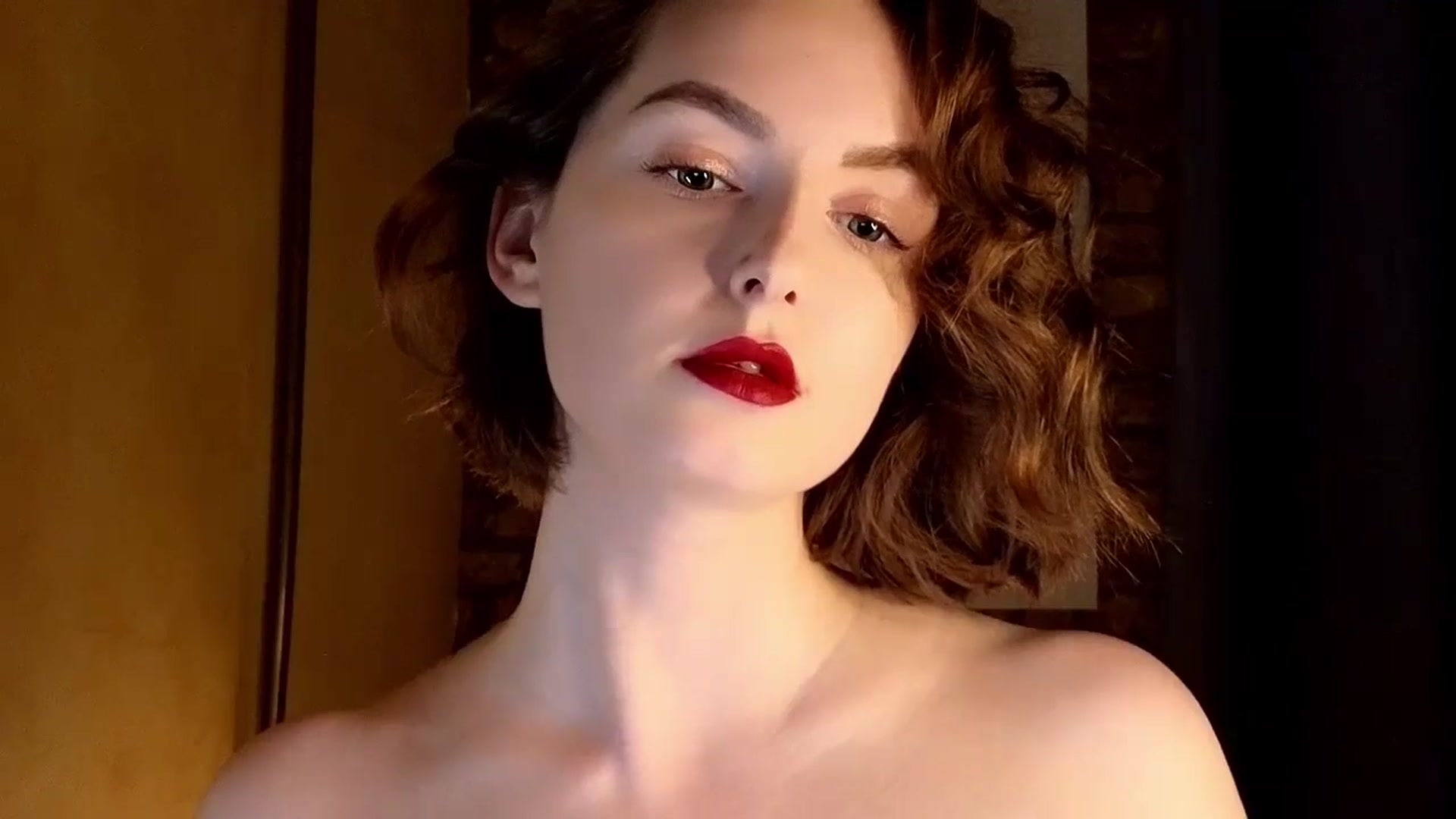 Gallery image thumbnail from Red_Lips_Girl's myfreecams stream on, 06/25/2024, 02:05 image 7 of 20