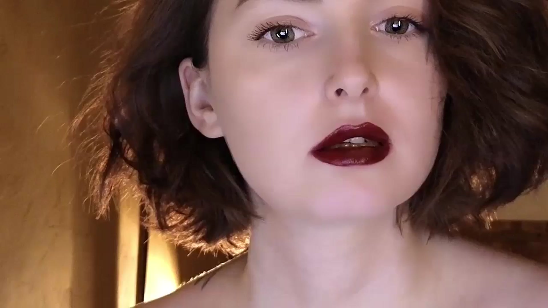 Gallery image thumbnail from Red_Lips_Girl's myfreecams stream on, 06/26/2024, 24:55 image 1 of 20