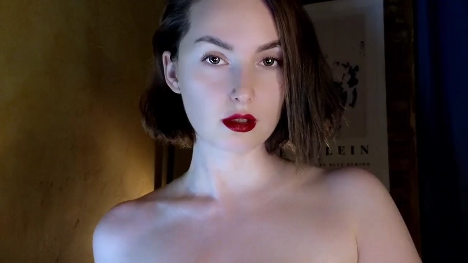 Gallery image thumbnail from Red_Lips_Girl's myfreecams stream on, 07/07/2024, 21:47 image 7 of 20