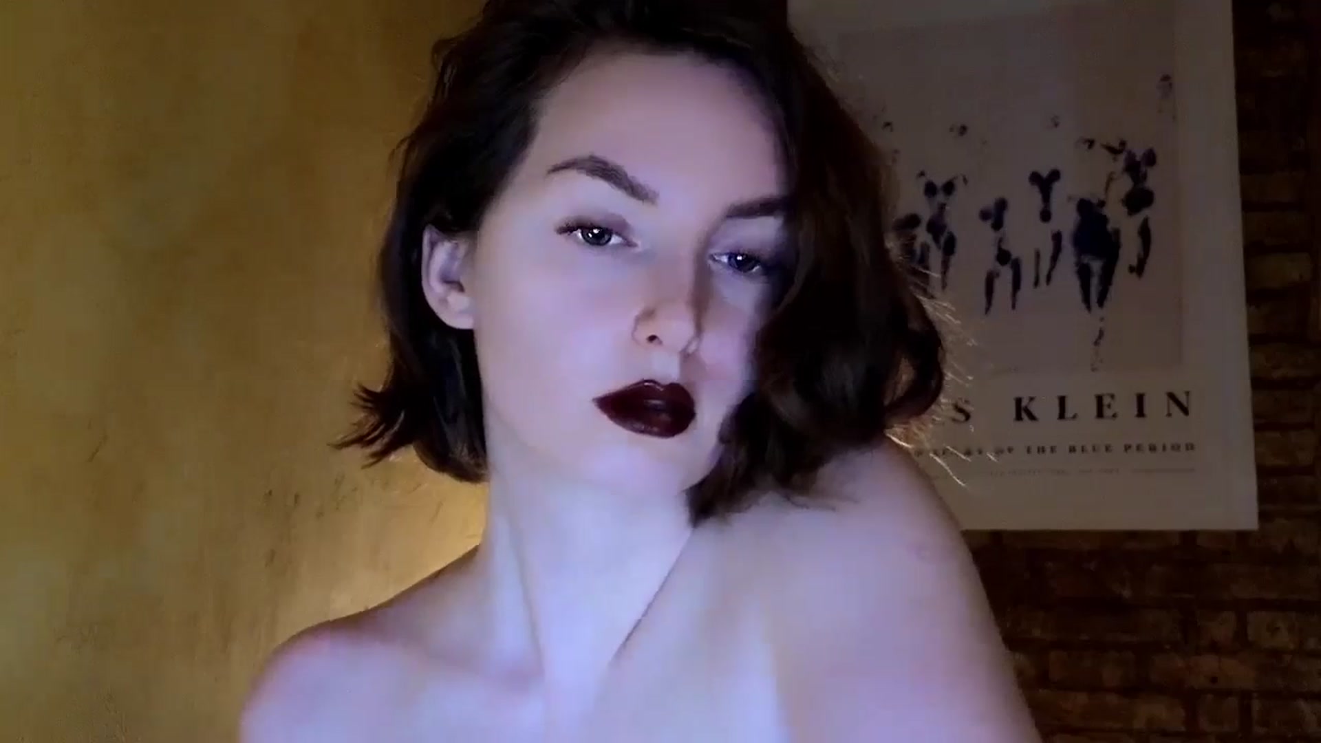 Gallery image thumbnail from Red_Lips_Girl's myfreecams stream on, 07/09/2024, 23:52 image 16 of 20