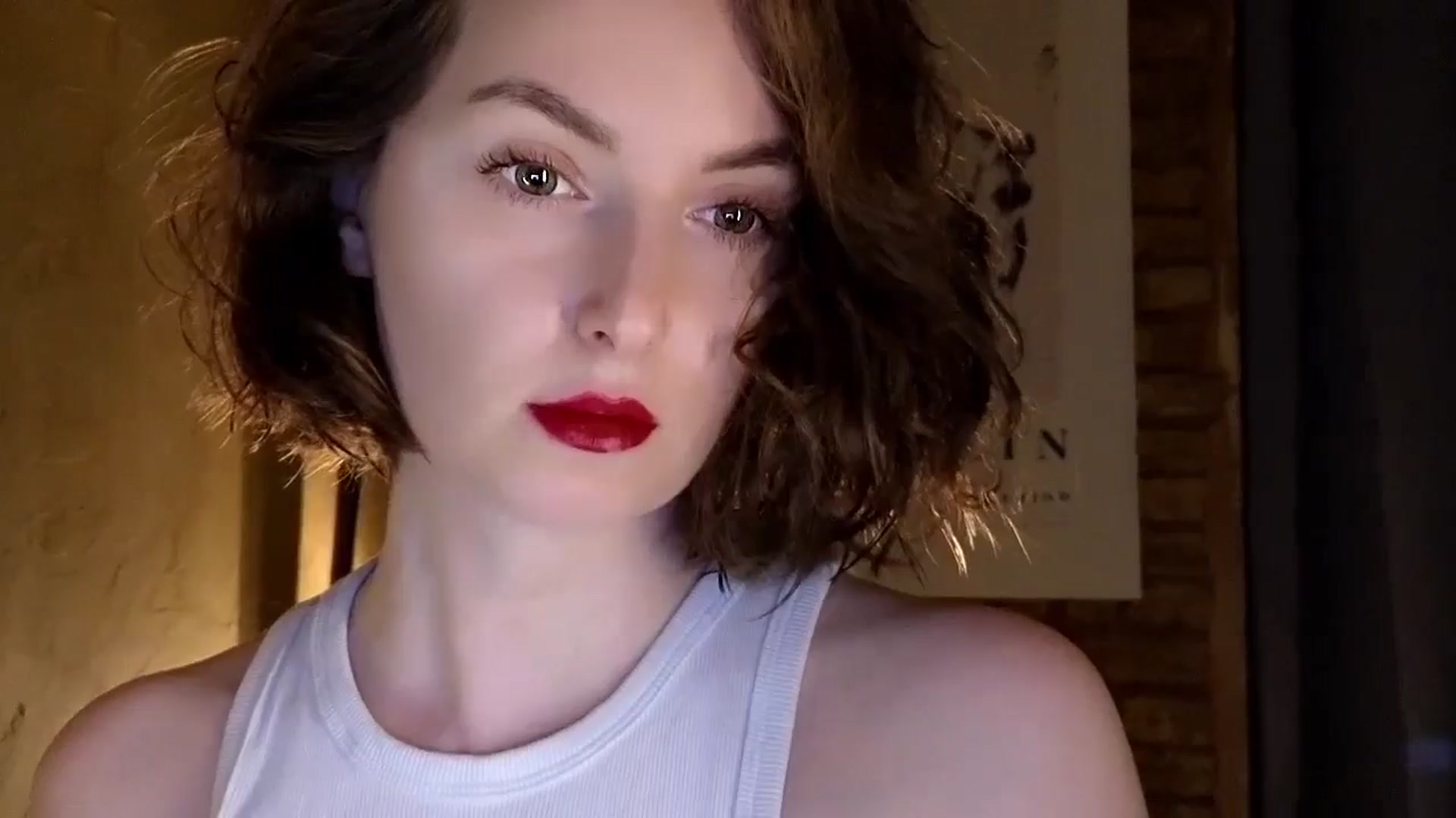 Gallery image thumbnail from Red_Lips_Girl's myfreecams stream on, 07/13/2024, 23:44 image 6 of 20