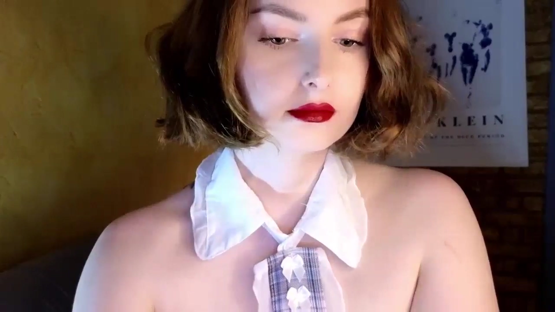 Gallery image thumbnail from Red_Lips_Girl's myfreecams stream on, 07/14/2024, 19:12 image 7 of 20