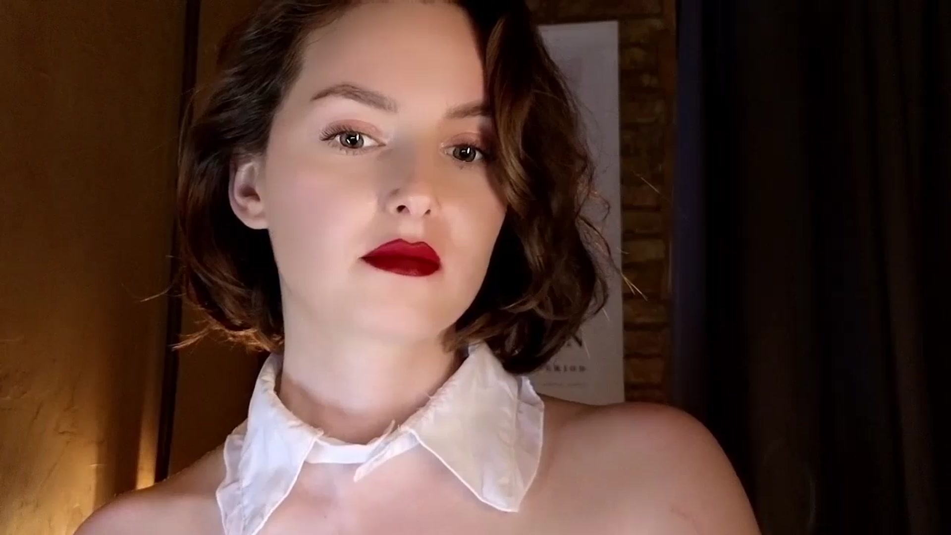 Gallery image thumbnail from Red_Lips_Girl's myfreecams stream on, 07/14/2024, 23:27 image 6 of 20