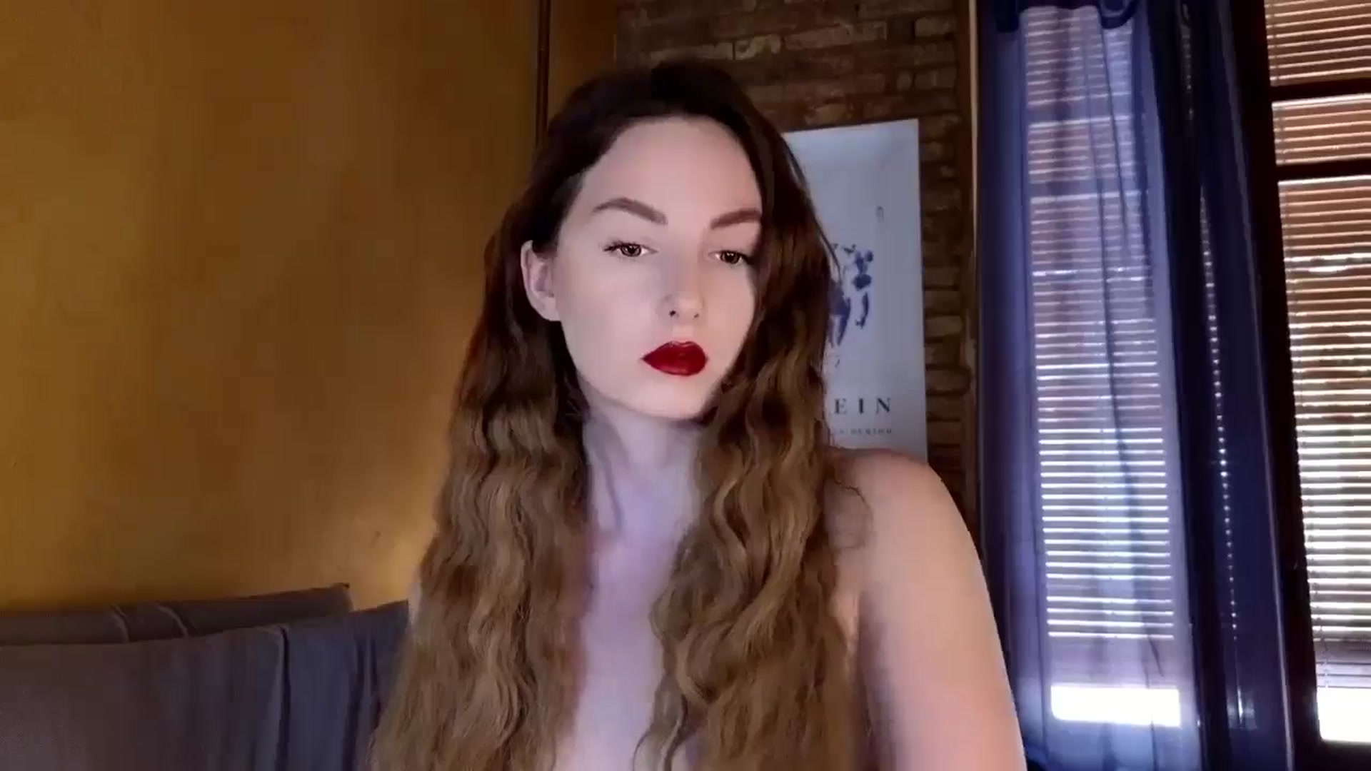 Gallery image thumbnail from Red_Lips_Girl's myfreecams stream on, 07/20/2024, 17:37 image 19 of 20