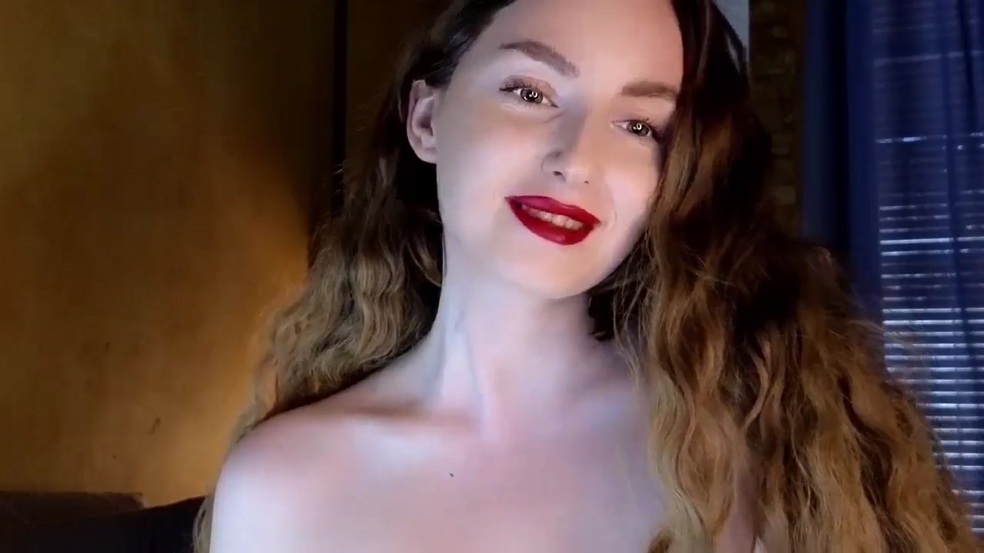 Gallery image thumbnail from Red_Lips_Girl's myfreecams stream on, 07/20/2024, 19:02 image 10 of 20